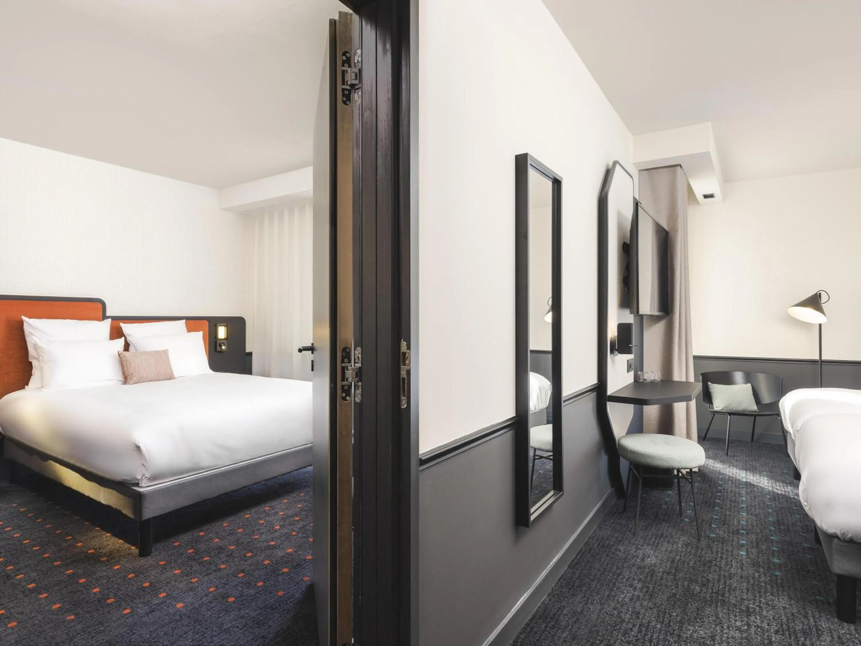 Tribe Room with Two Connecting Rooms in Mercure Bordeaux Centre Gare Atlantic