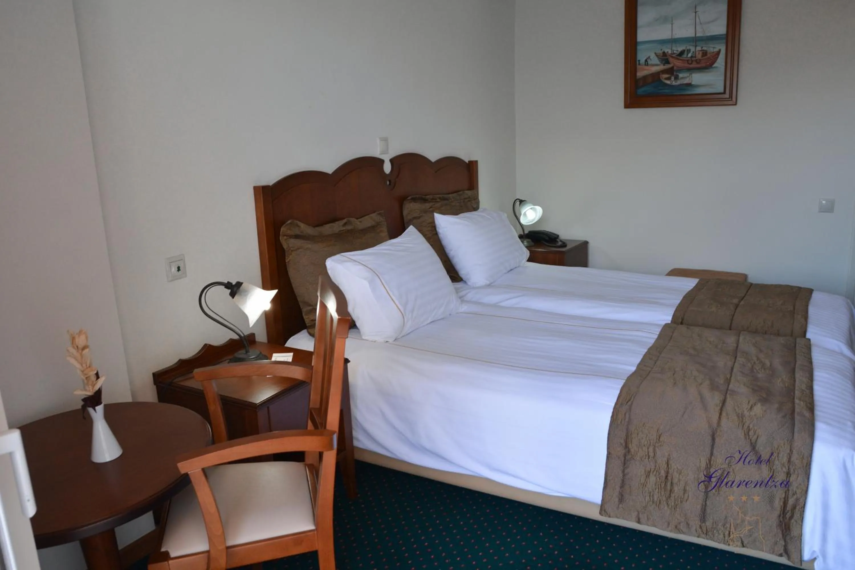 Twin Room with Sea View in GLARENTZA