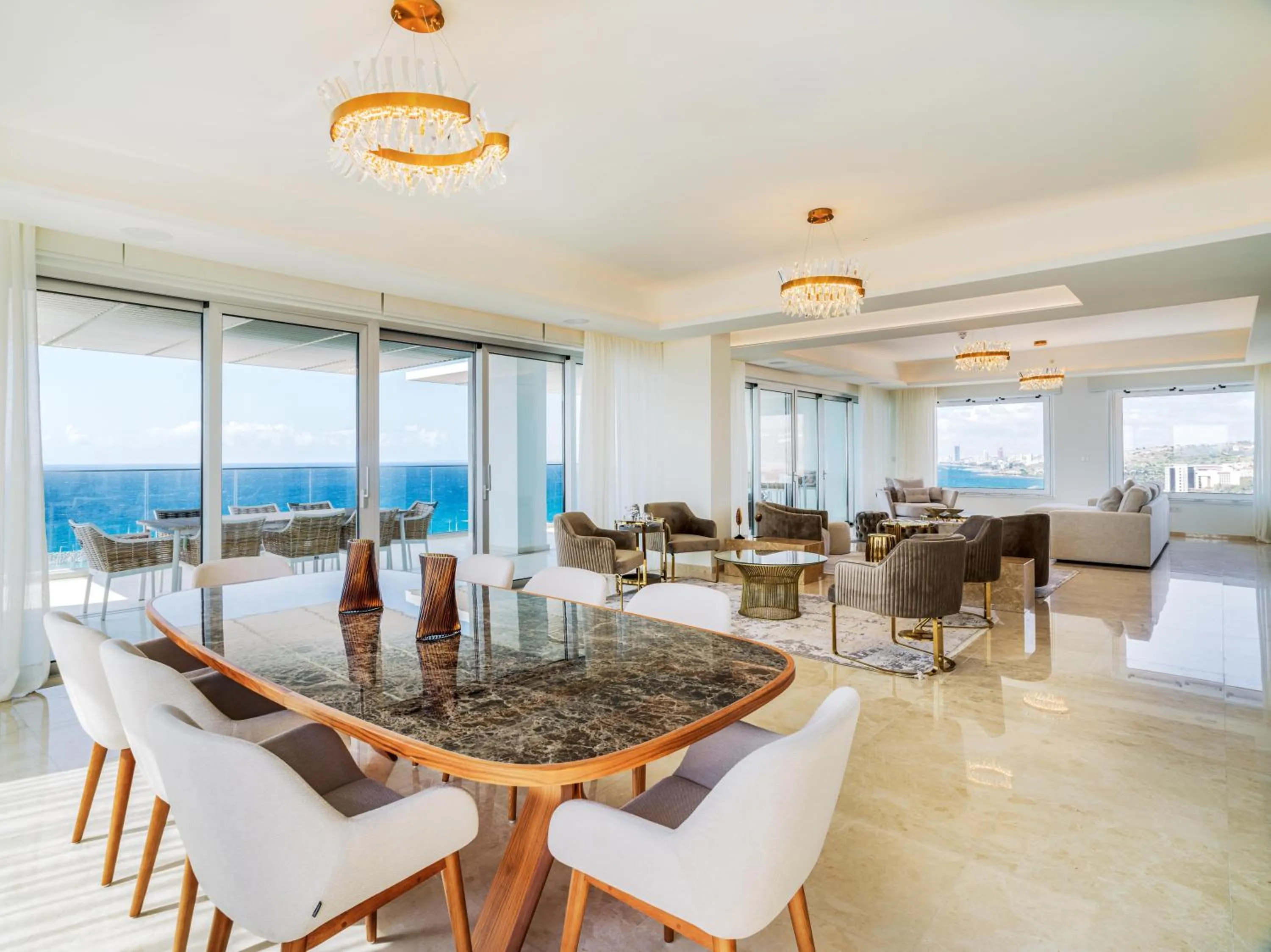 Penthouse Apartment in The Tower at St Raphael Resort