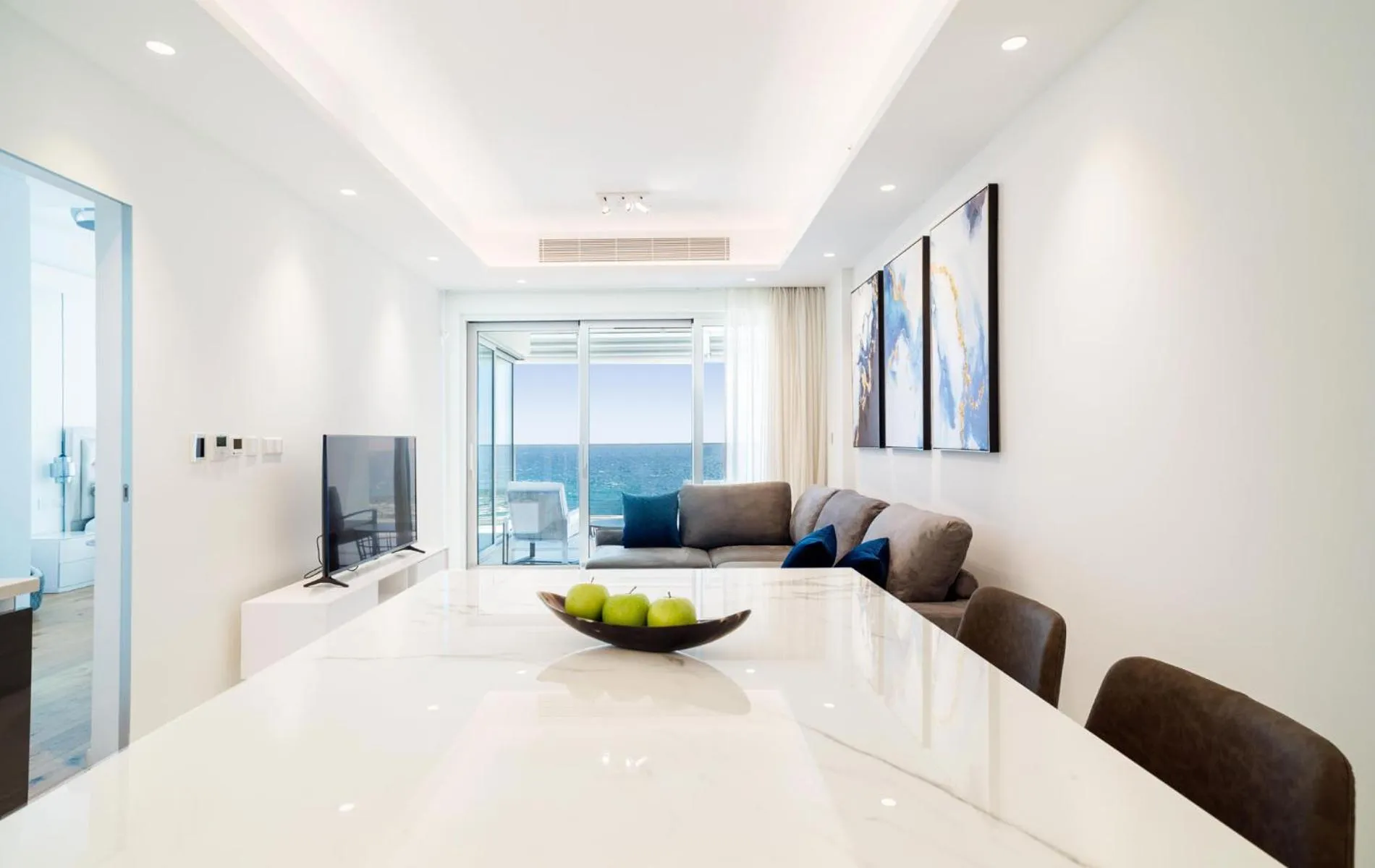 Two Bedroom Luxury Apartment 6E in The Tower at St Raphael Resort