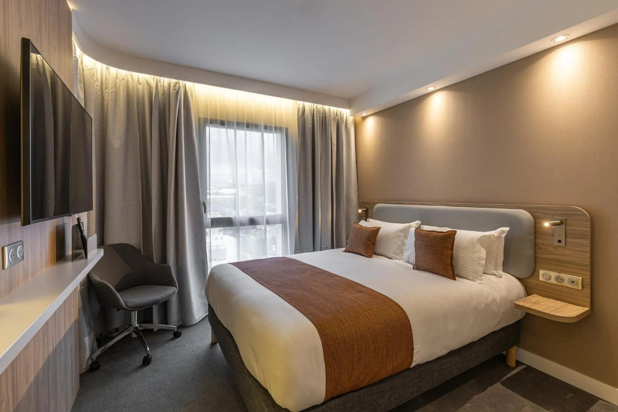 Standard Queen Room - Free Breakfast in Holiday Inn Express Ajaccio by IHG