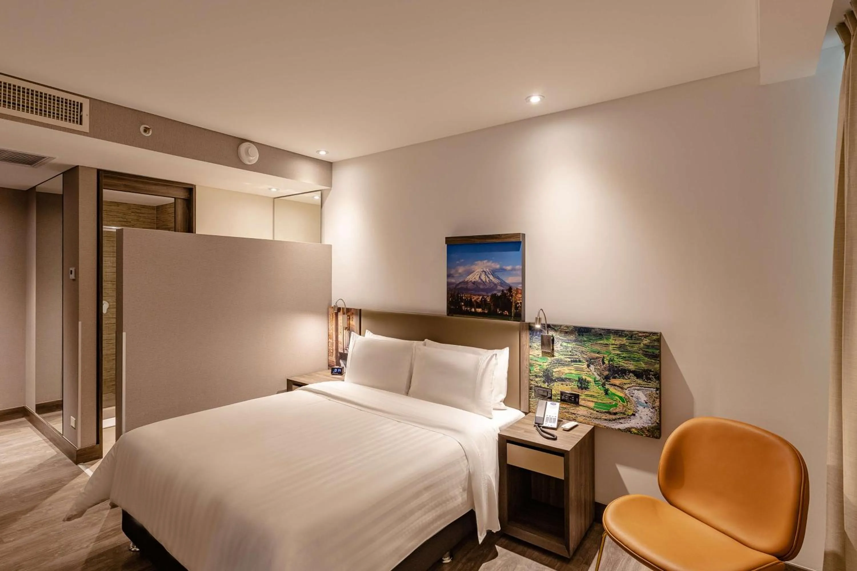 Queen Room - Non-Smoking in Hampton by Hilton Arequipa