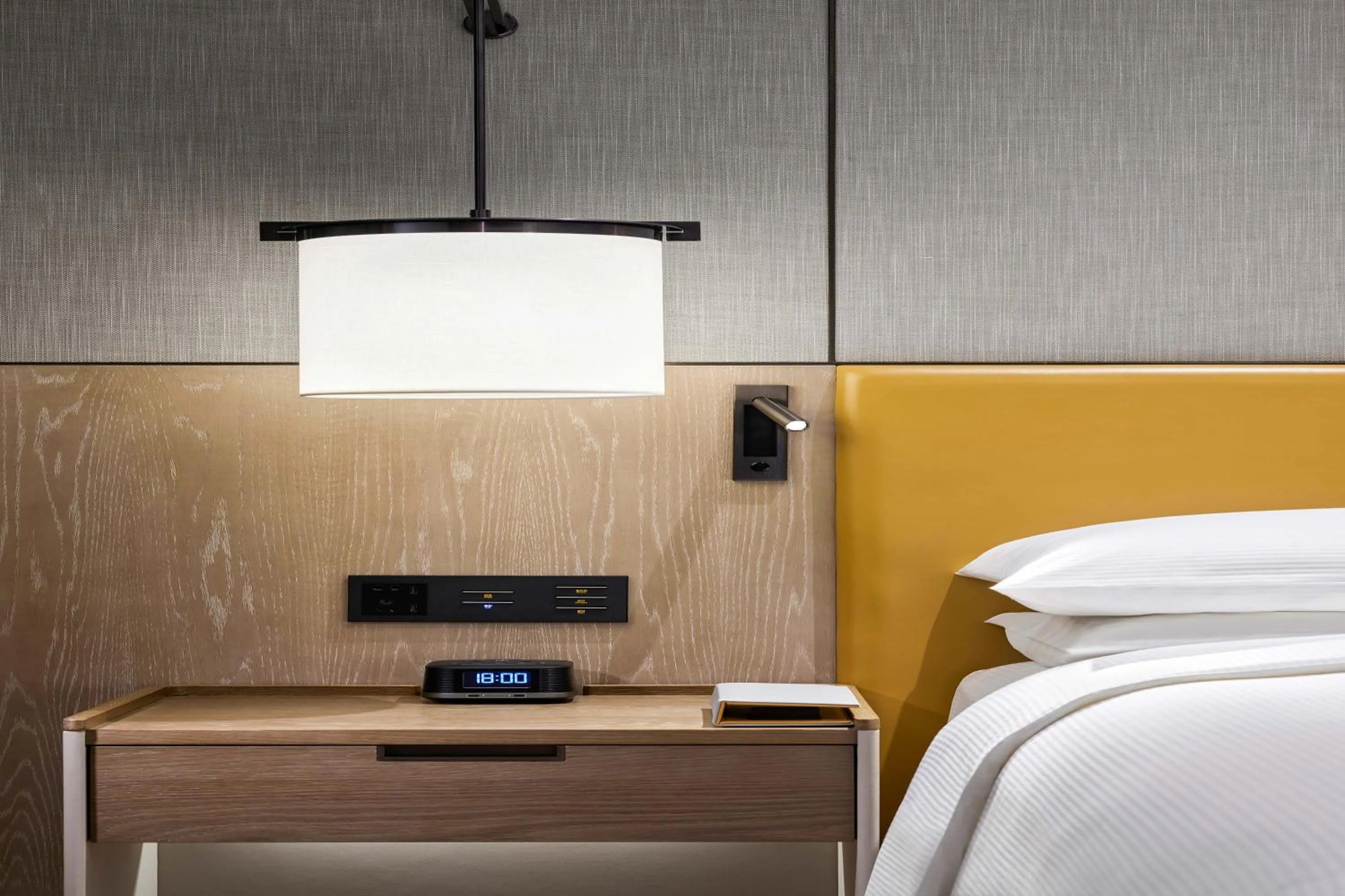 Executive King Suite in Hilton Jiaxing