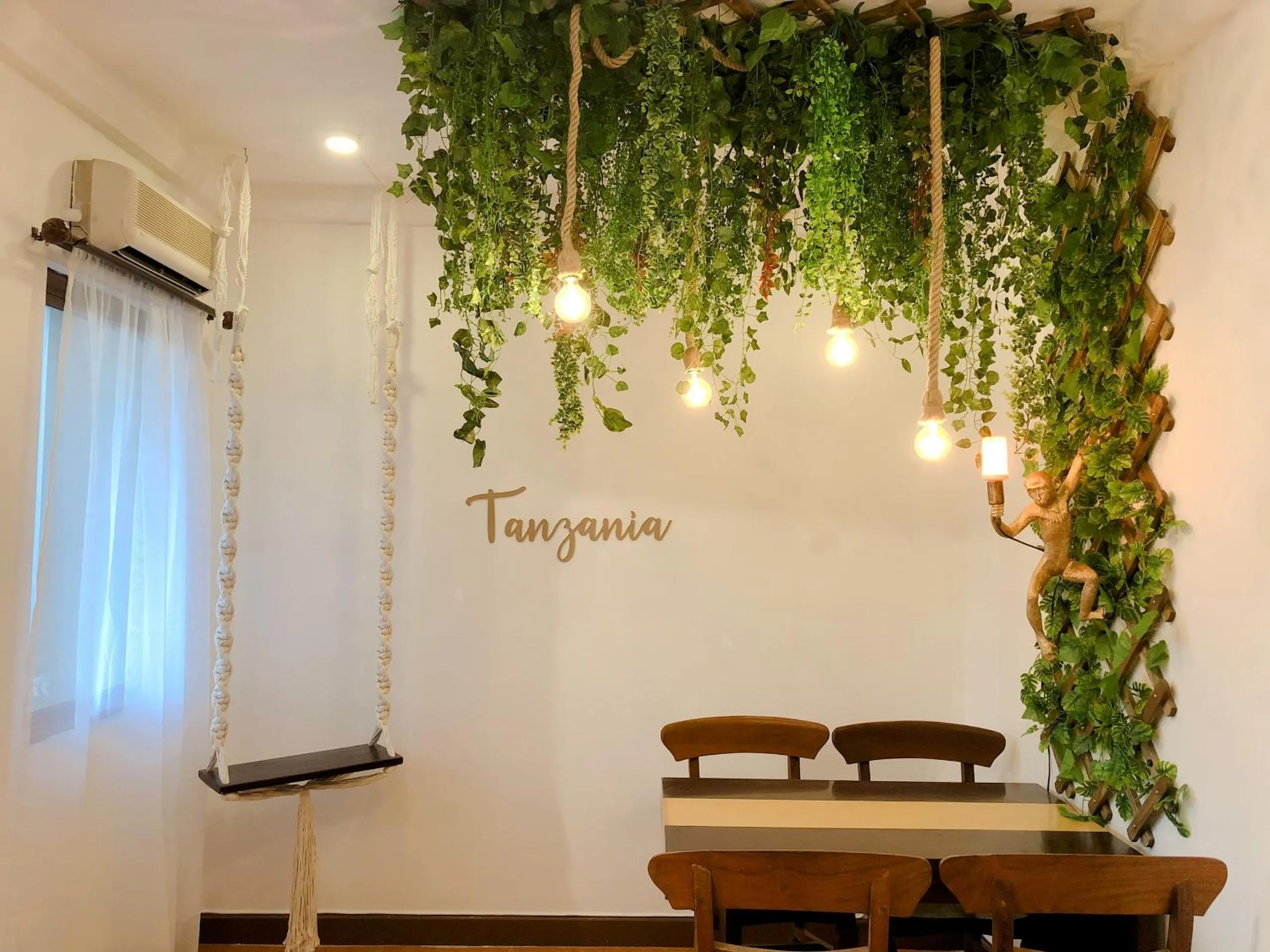 One-Bedroom Apartment in youre at - The Majesty Apartment