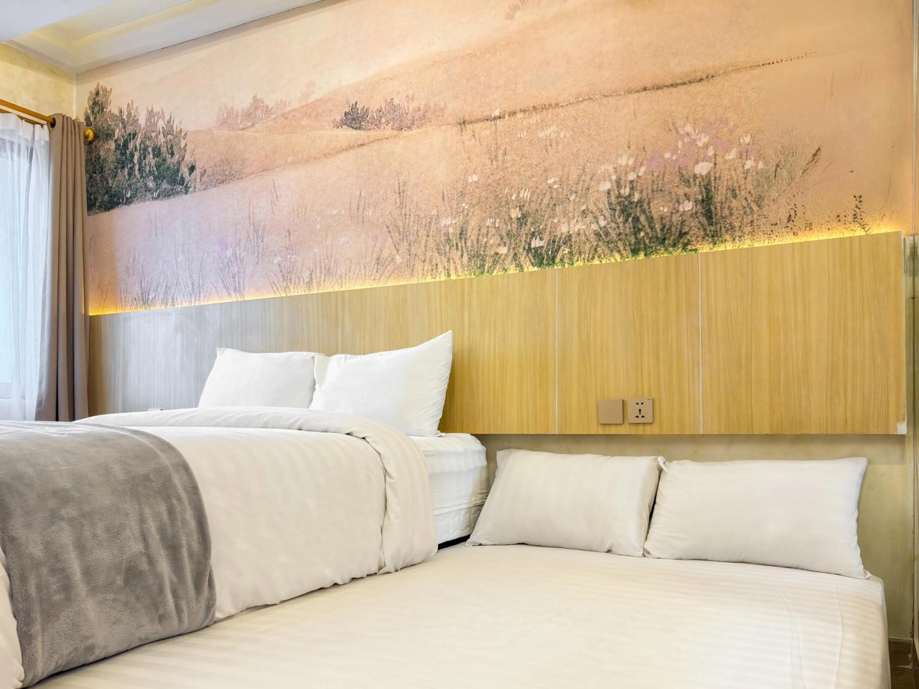 Studio with Balcony in youre at - The Majesty Apartment