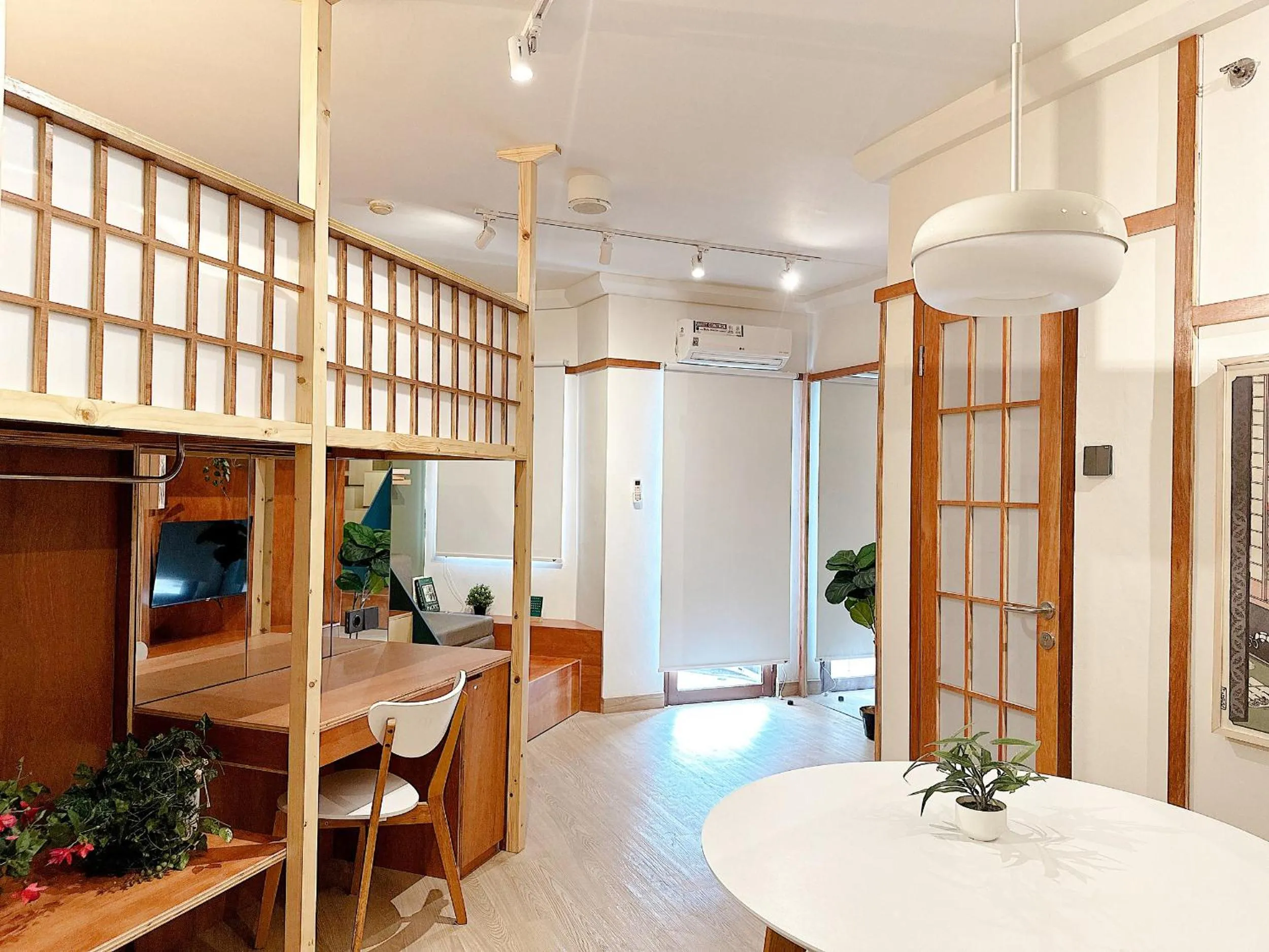 Studio with Balcony in youre at - The Majesty Apartment