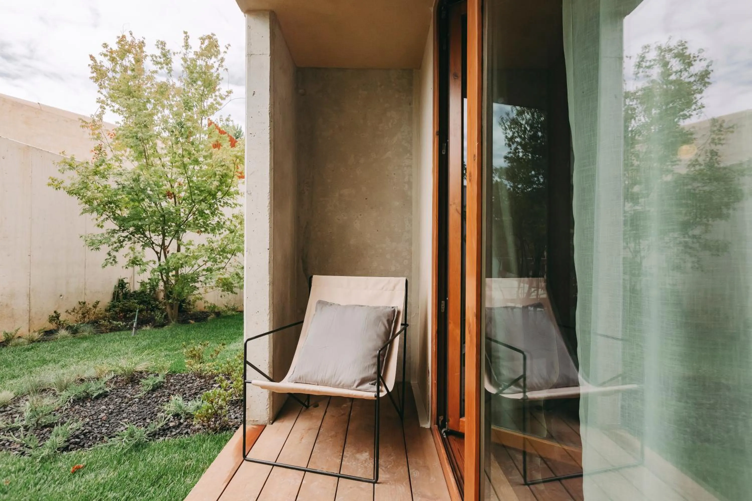 Studio with Garden View in Outsite Porto Mouco