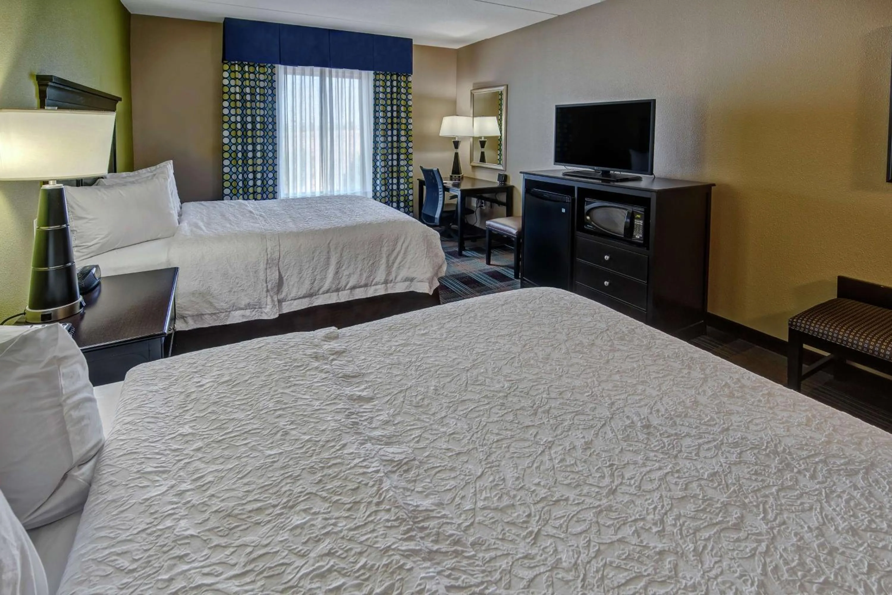 Queen Room with Two Queen Beds - Hearing Access/Non-Smoking in Hampton Inn & Suites Clarksville