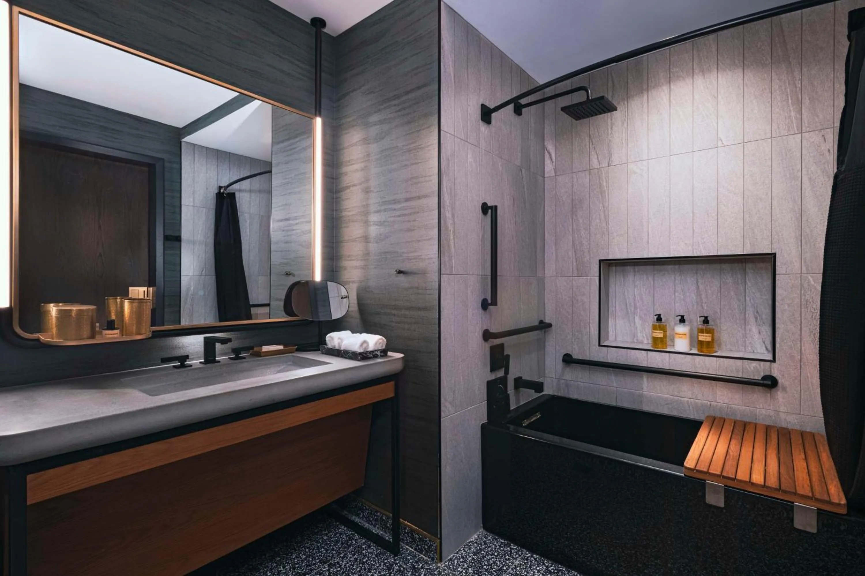 Queen Room with Two Queen Beds and tub - Disability access in Thompson Austin, by Hyatt