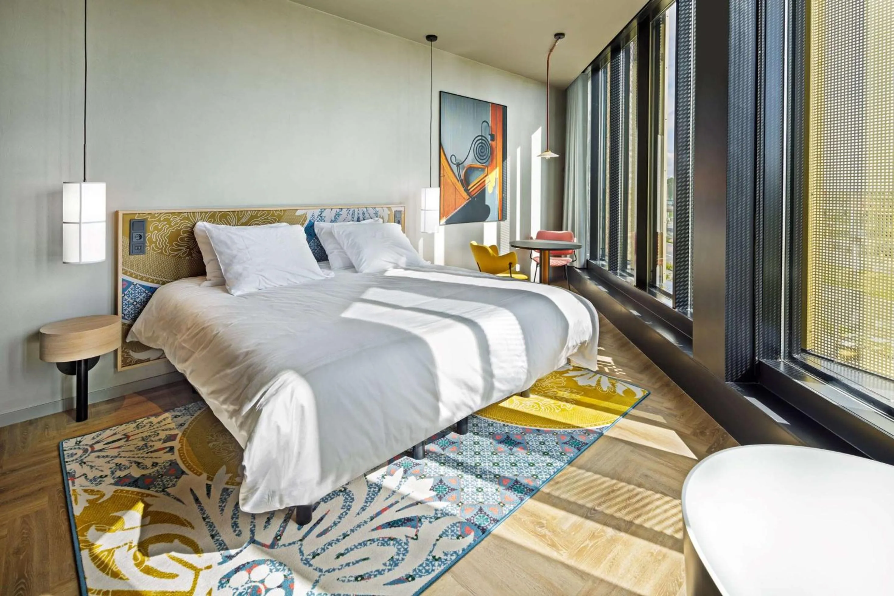 Deluxe King Room with Bath Tub - Non-Smoking in The Florian Amsterdam Schiphol Airport, WorldHotels Crafted