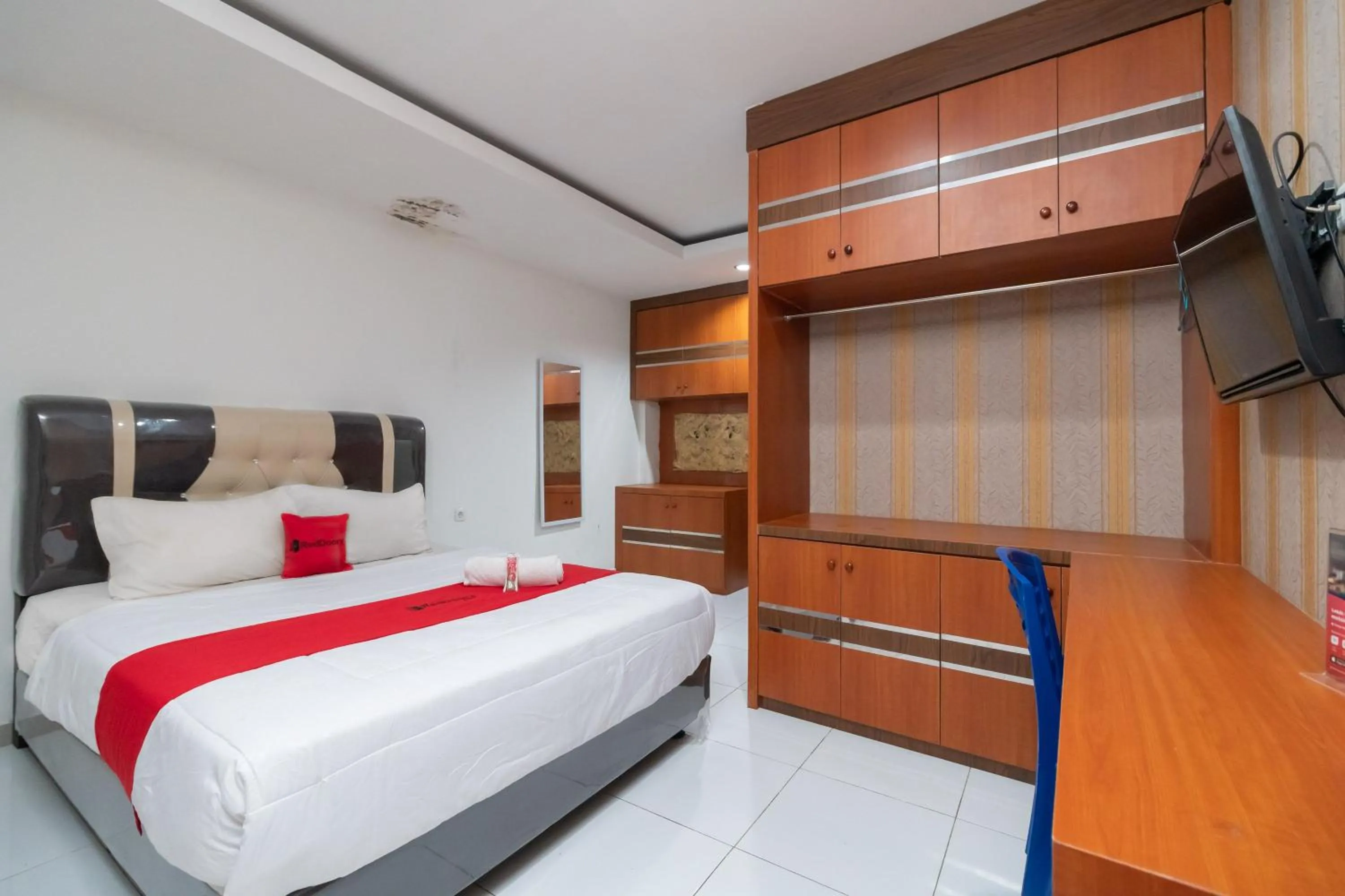 Suite in RedDoorz near RSIA Andini Pekanbaru