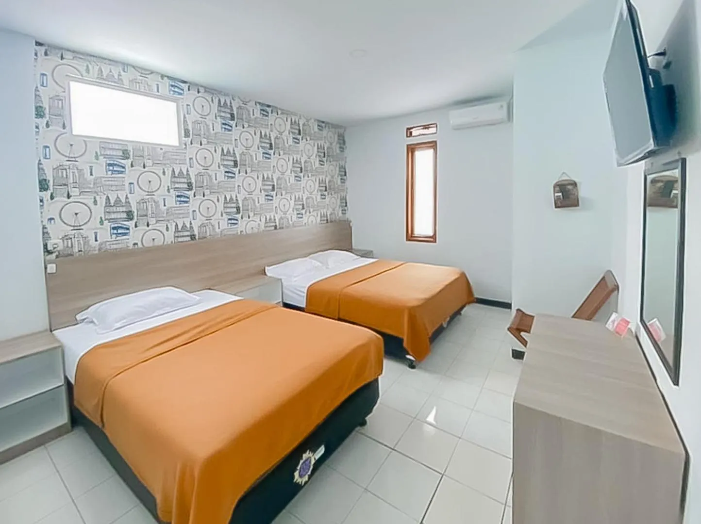 Family Room in Ultima Syariah Cipanas Garut Mitra RedDoorz