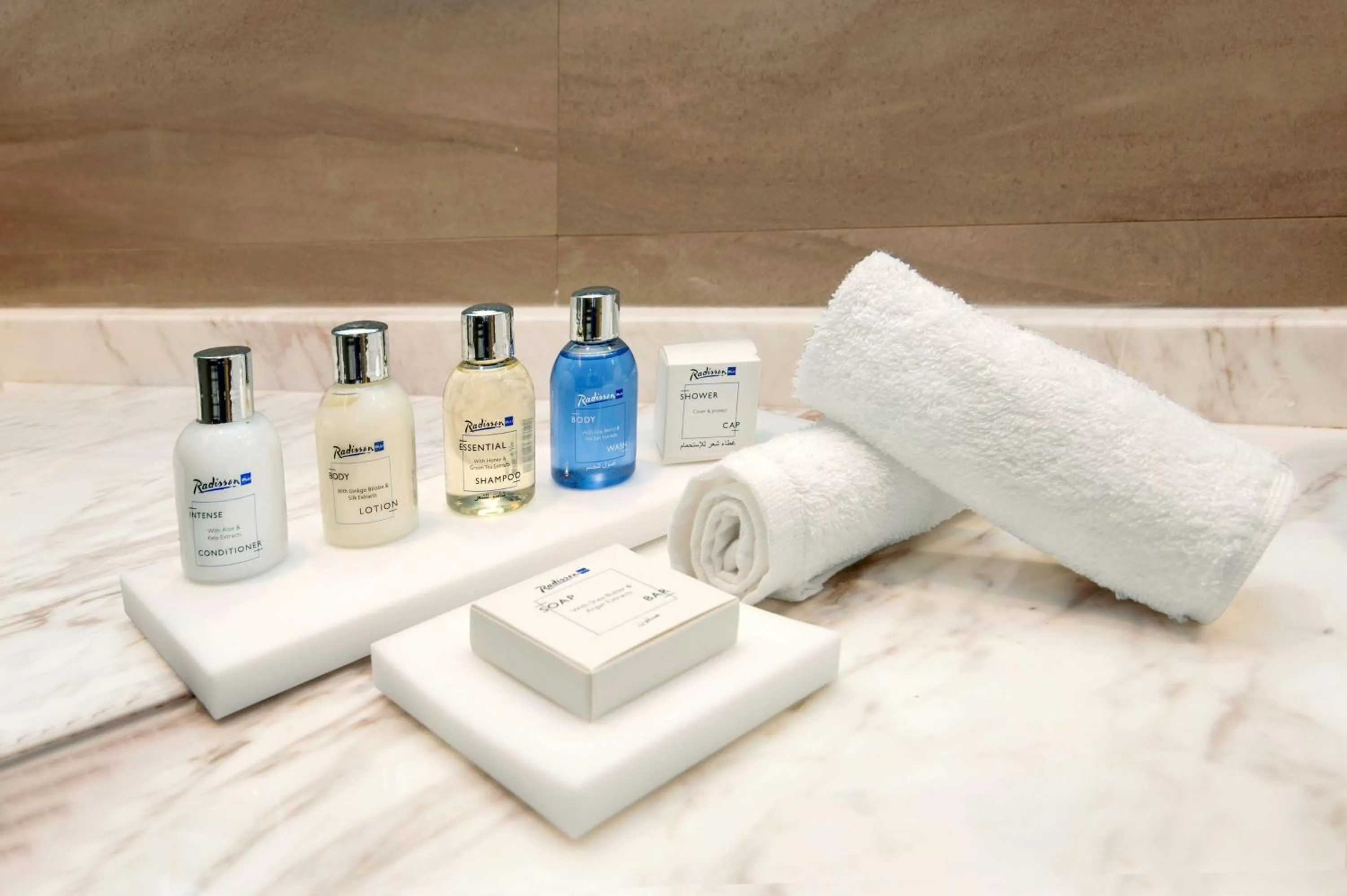 Executive Room with Sea View and Lounge Access Including Complimentary access to Surf Pool, Adventure Park, Wave Pool and Lazy River in Radisson Blu Hotel & Resort, Abu Dhabi Corniche