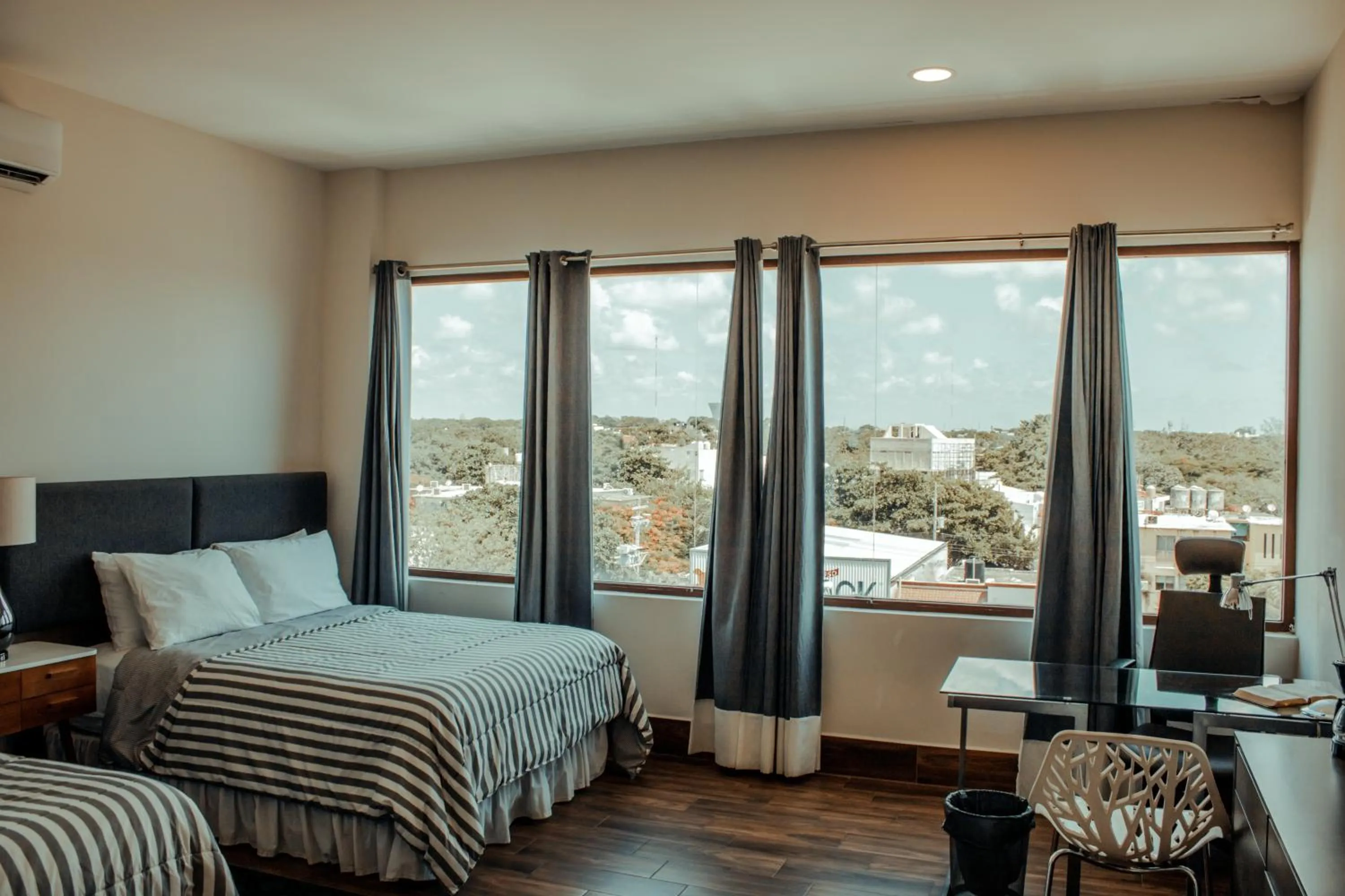 Suite in Sky Inn Hotel - Cancun