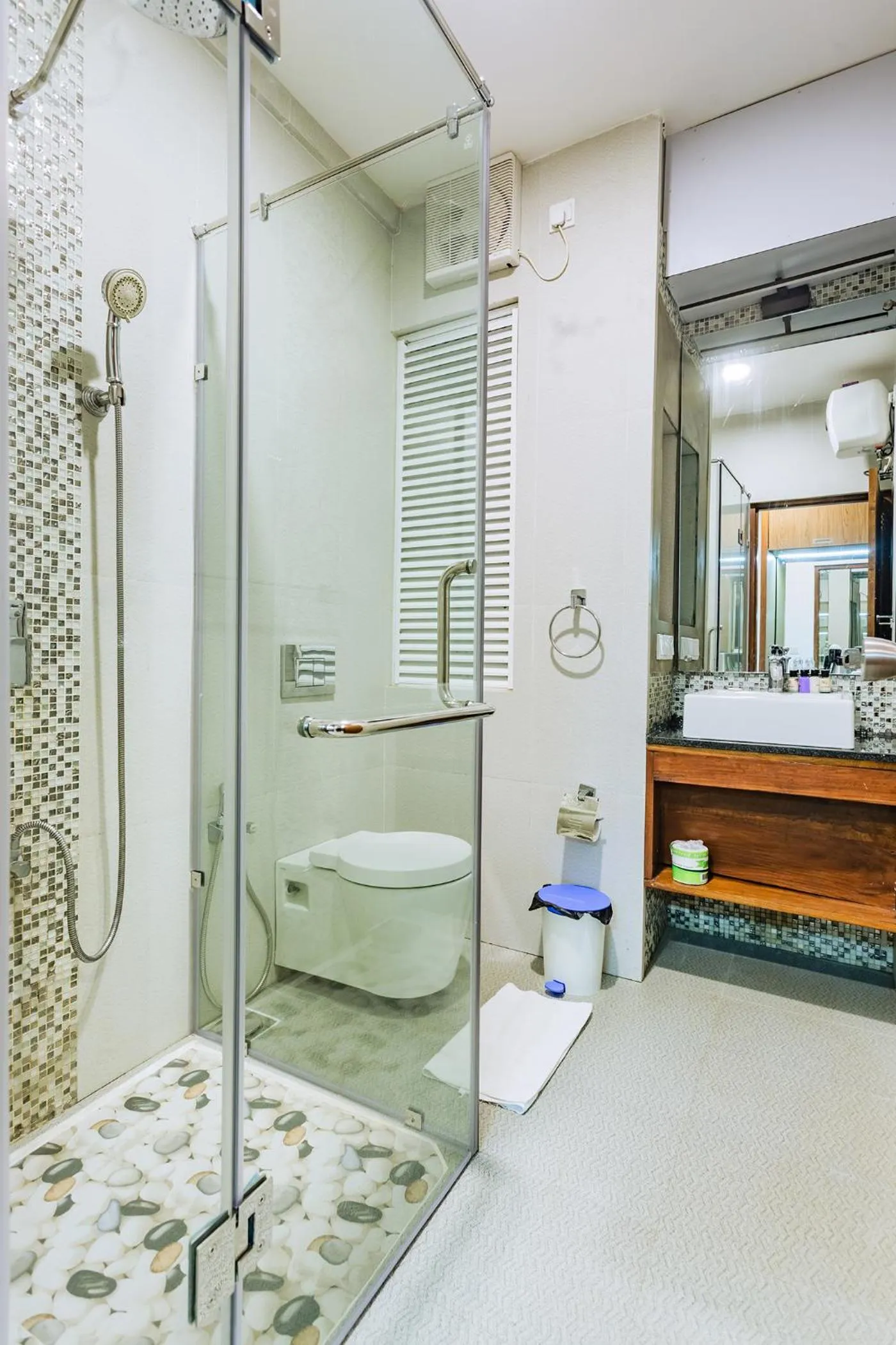 Superior Double Room in Beach & Bliss Mirissa