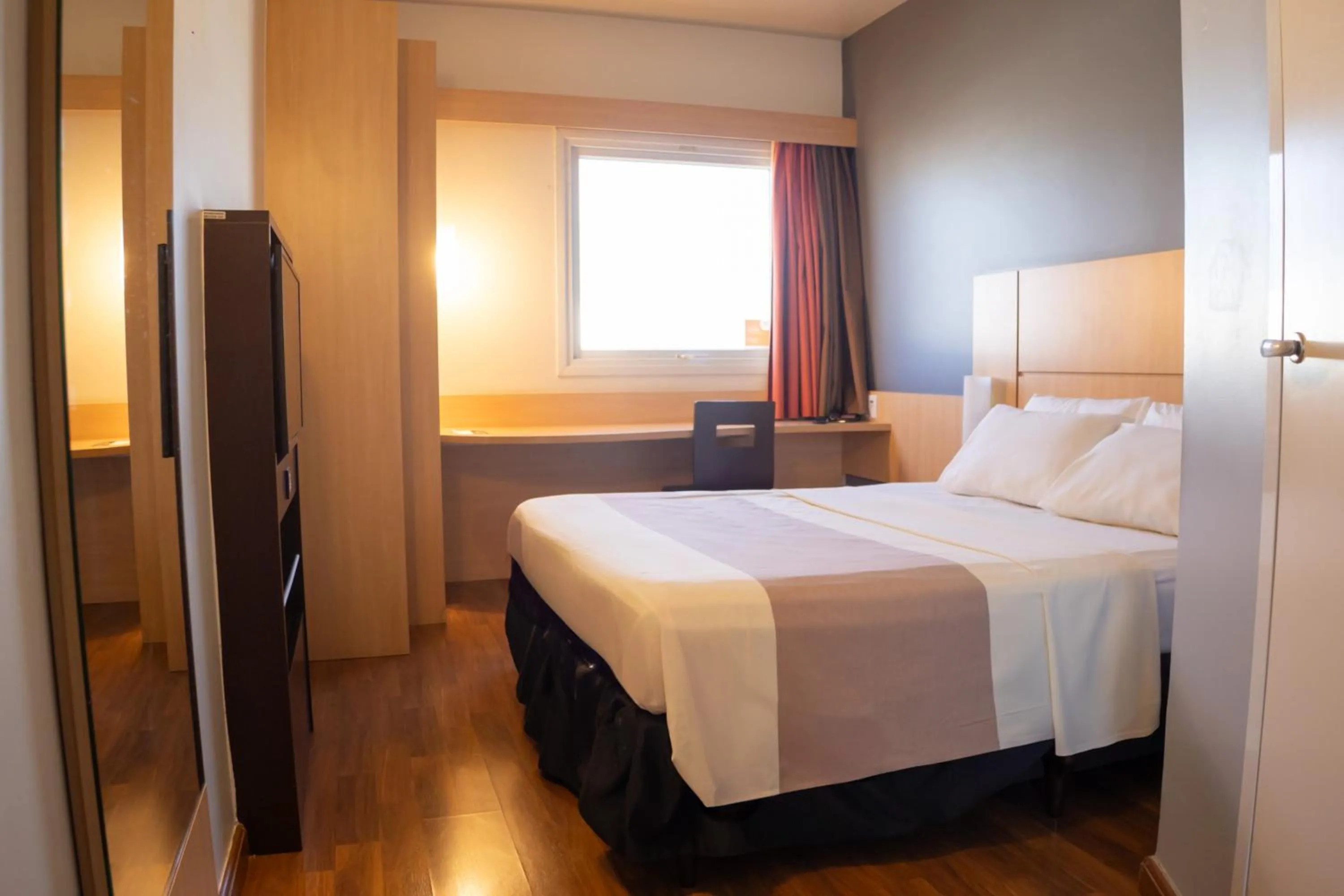 Standard Double Room in ibis Contagem Ceasa