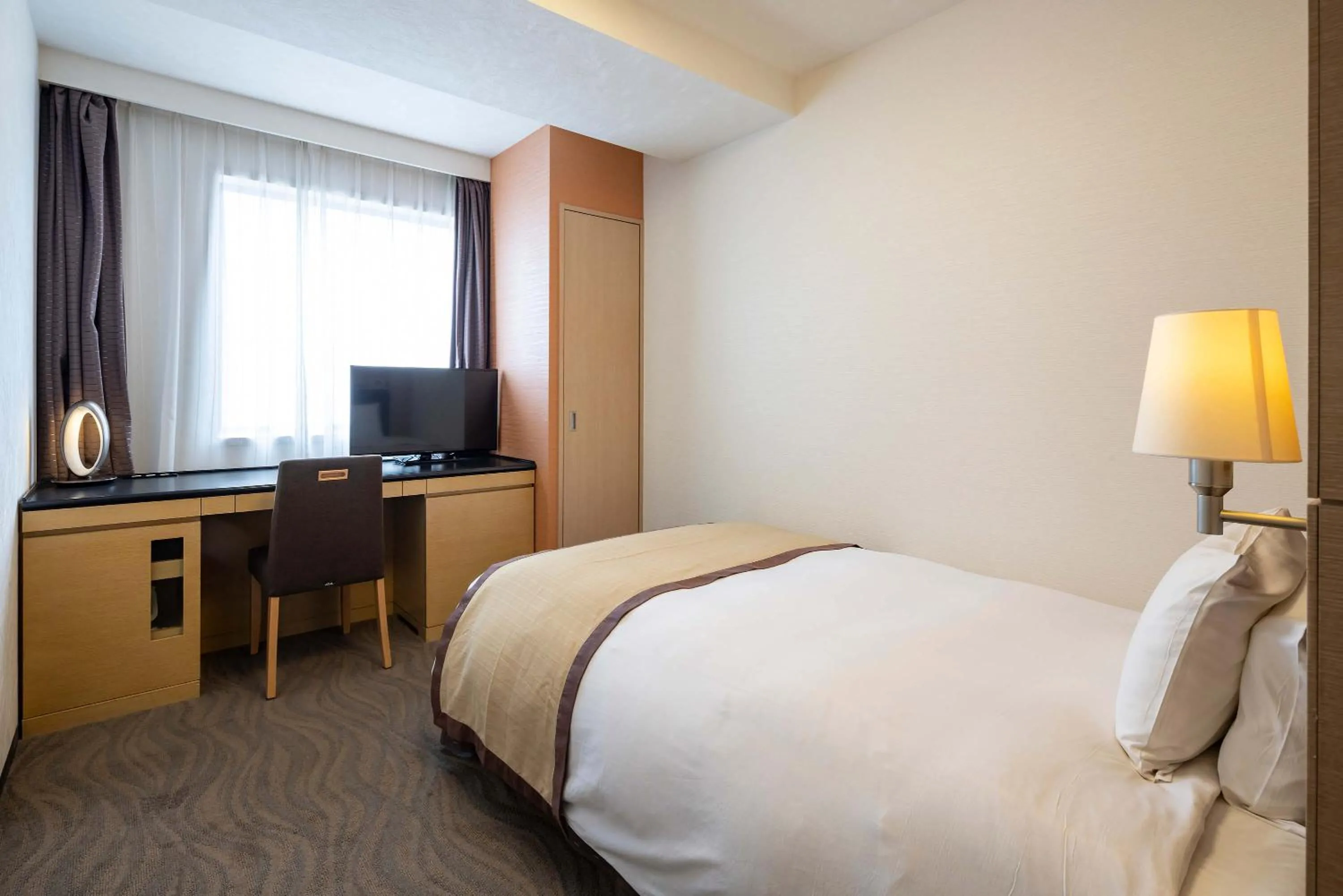 Standard Single Room - Smoking in Hotel Metropolitan Takasaki