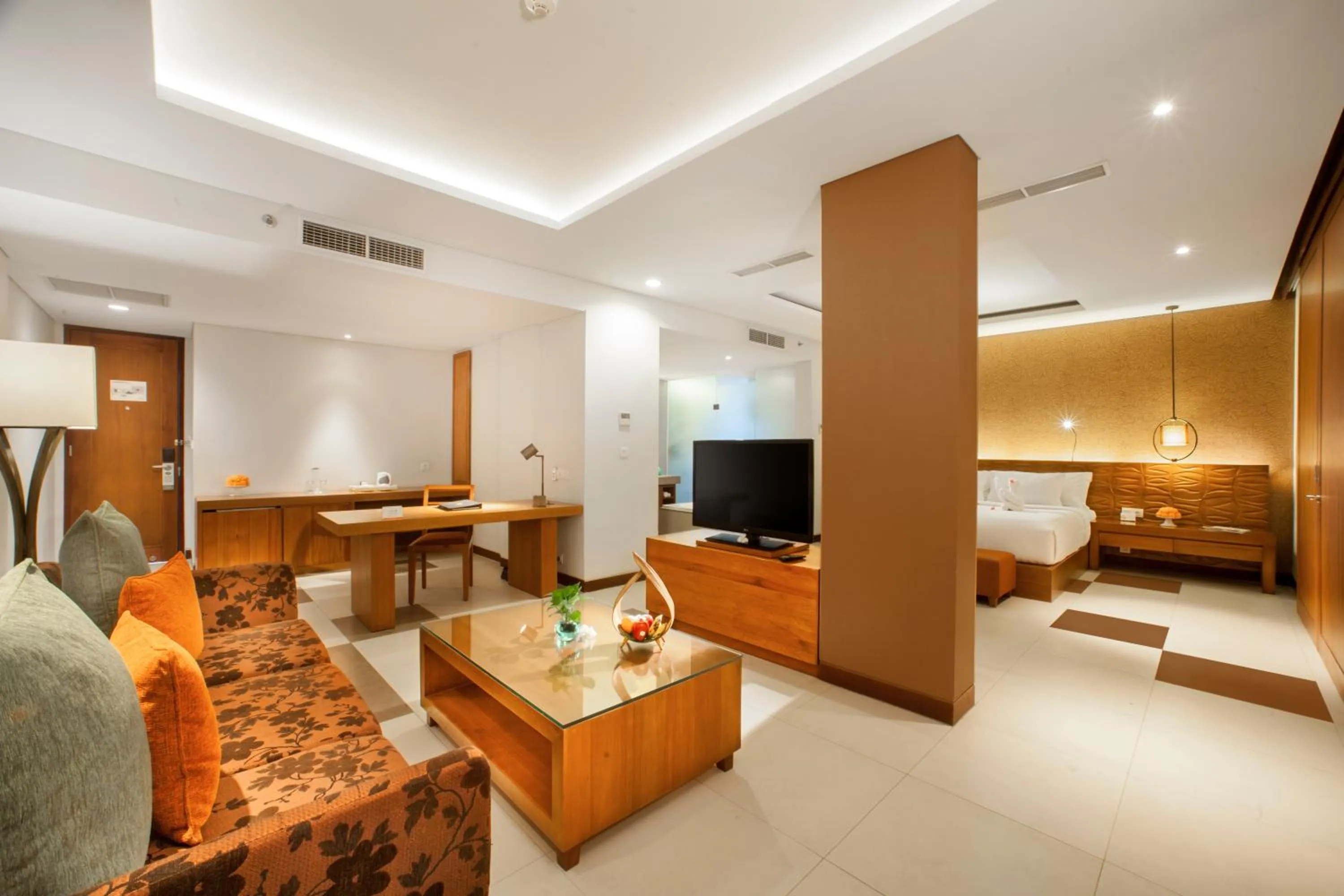 Suite in Sun Island Hotel & Spa Legian