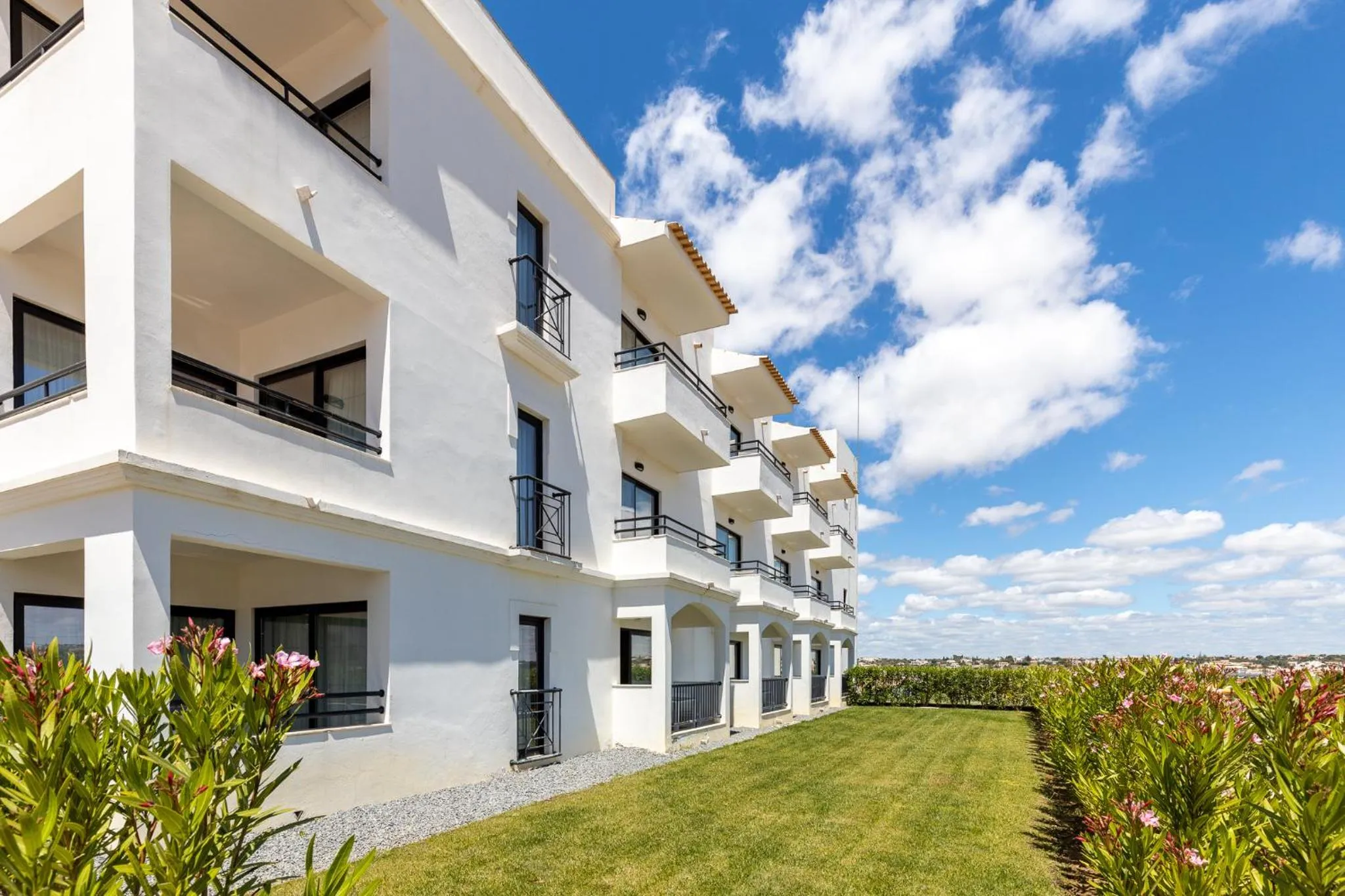 Superior Double or Twin Room with Garden View in Regency Salgados Hotel & Spa