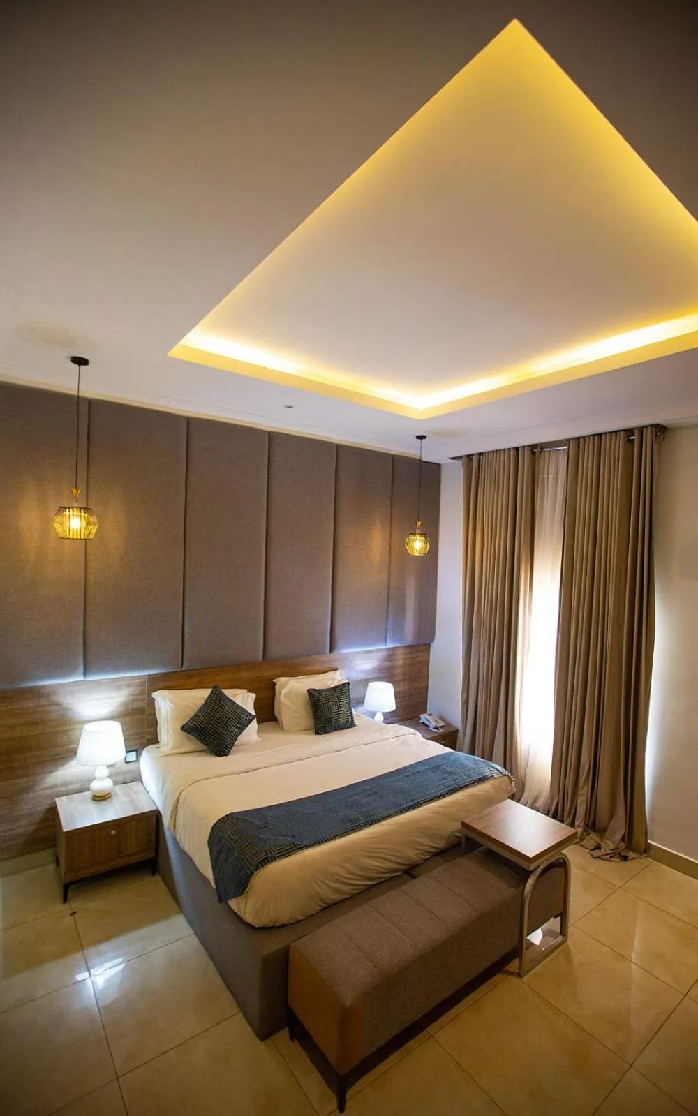 Deluxe King Room in Prosbel Hotel