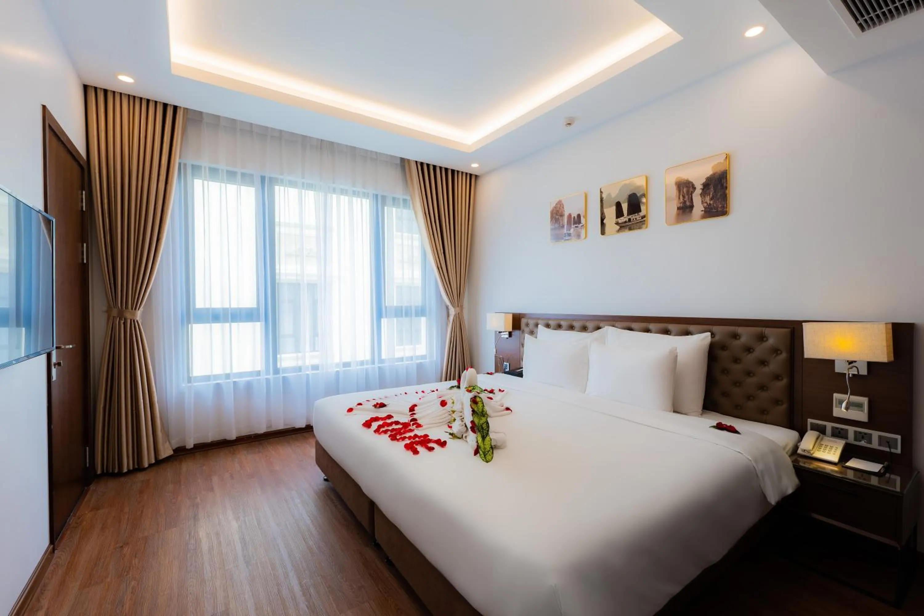 Suite in Hạ Long New Century Hotel
