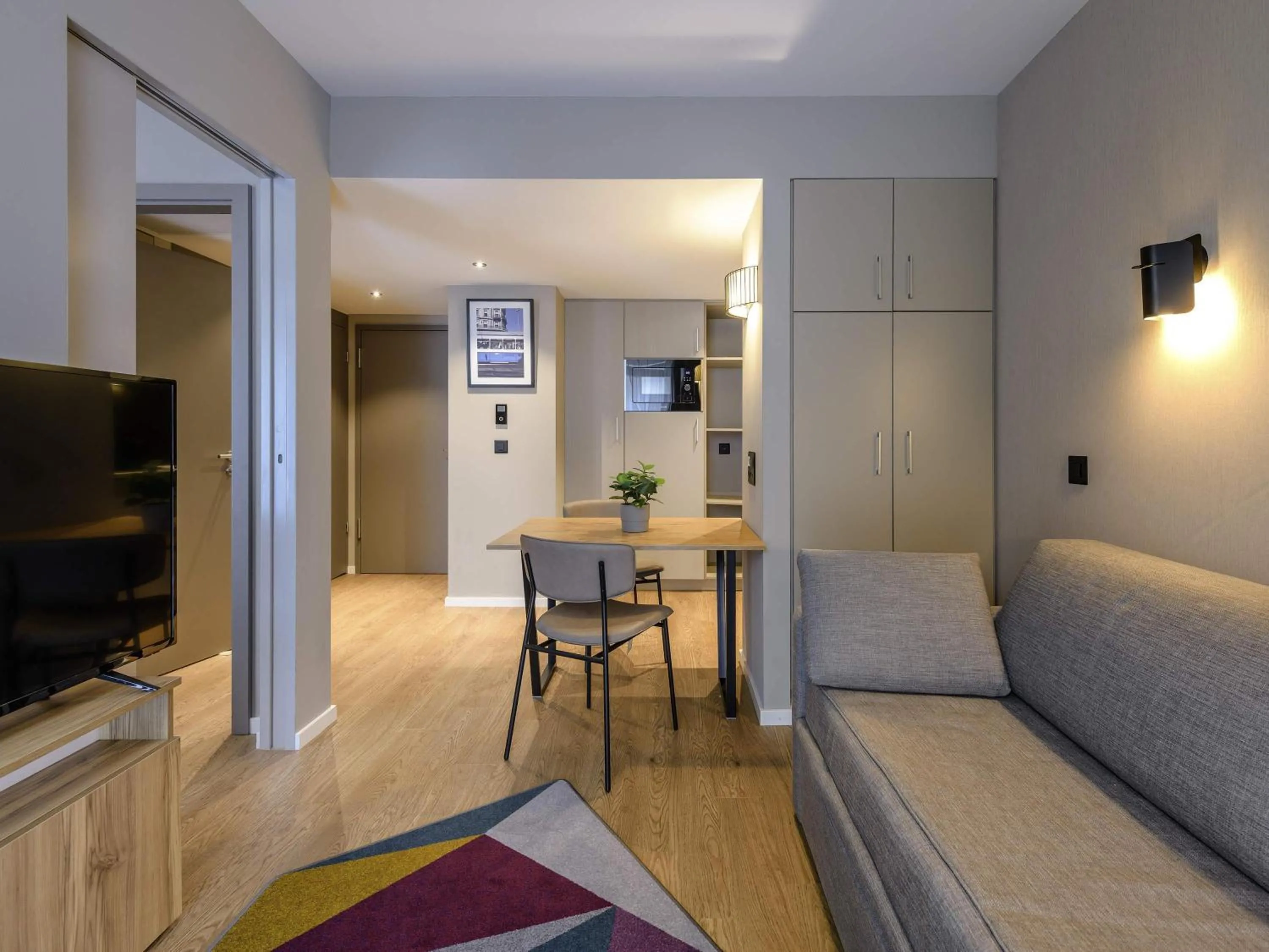 One-Bedroom Apartment in Aparthotel Adagio Zurich City Center