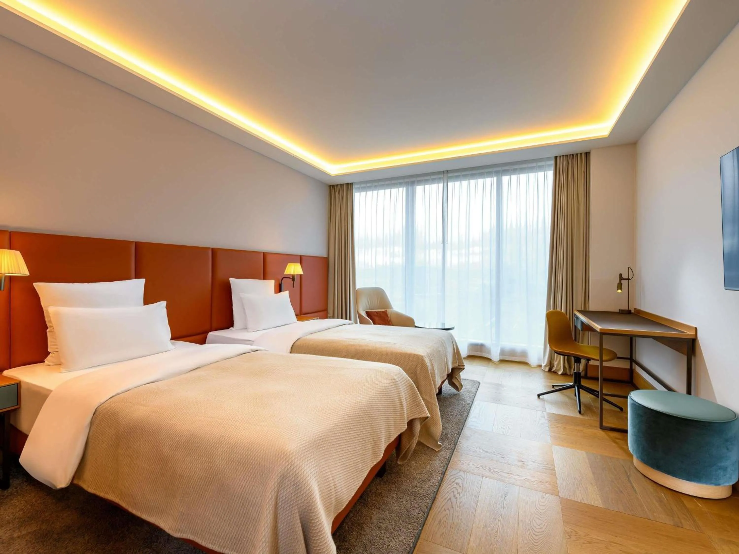 Classic Twin Room in Mövenpick Hotel Basel