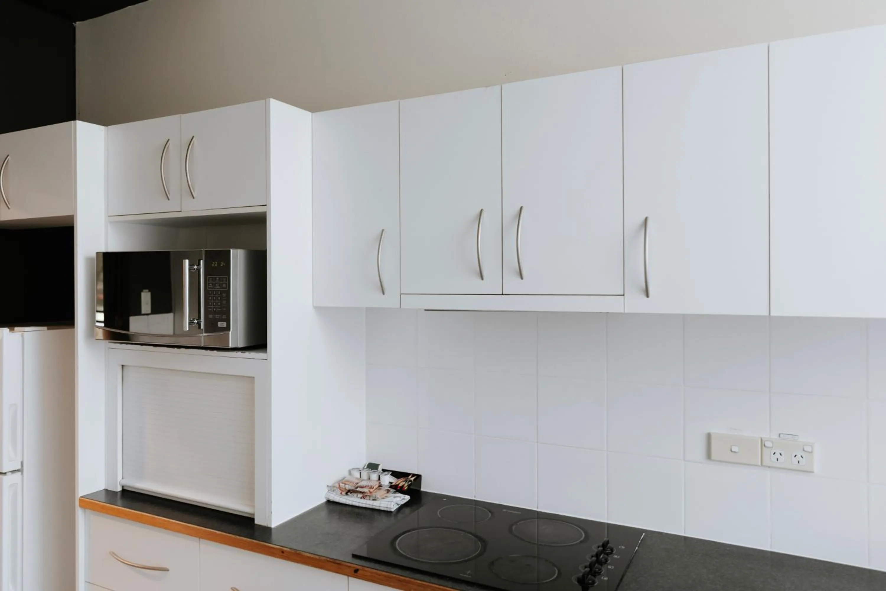 Four Bedroom Apartment in Canberra Accommodation Centre