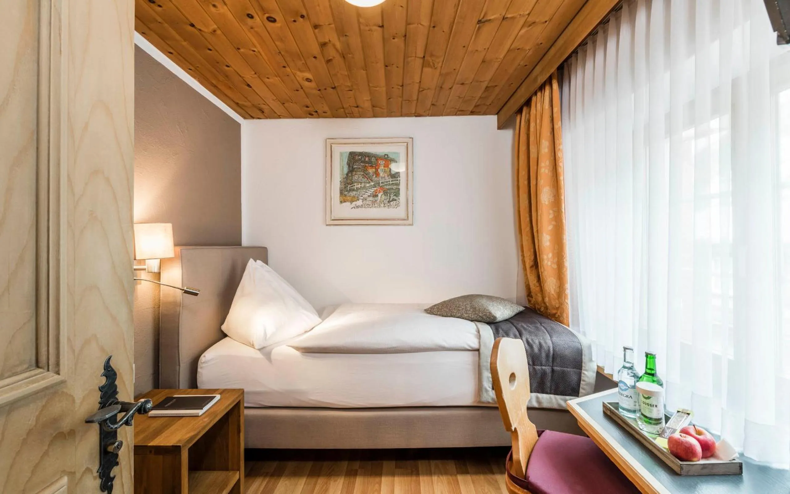 Economy Single Room in Hotel Stern Chur