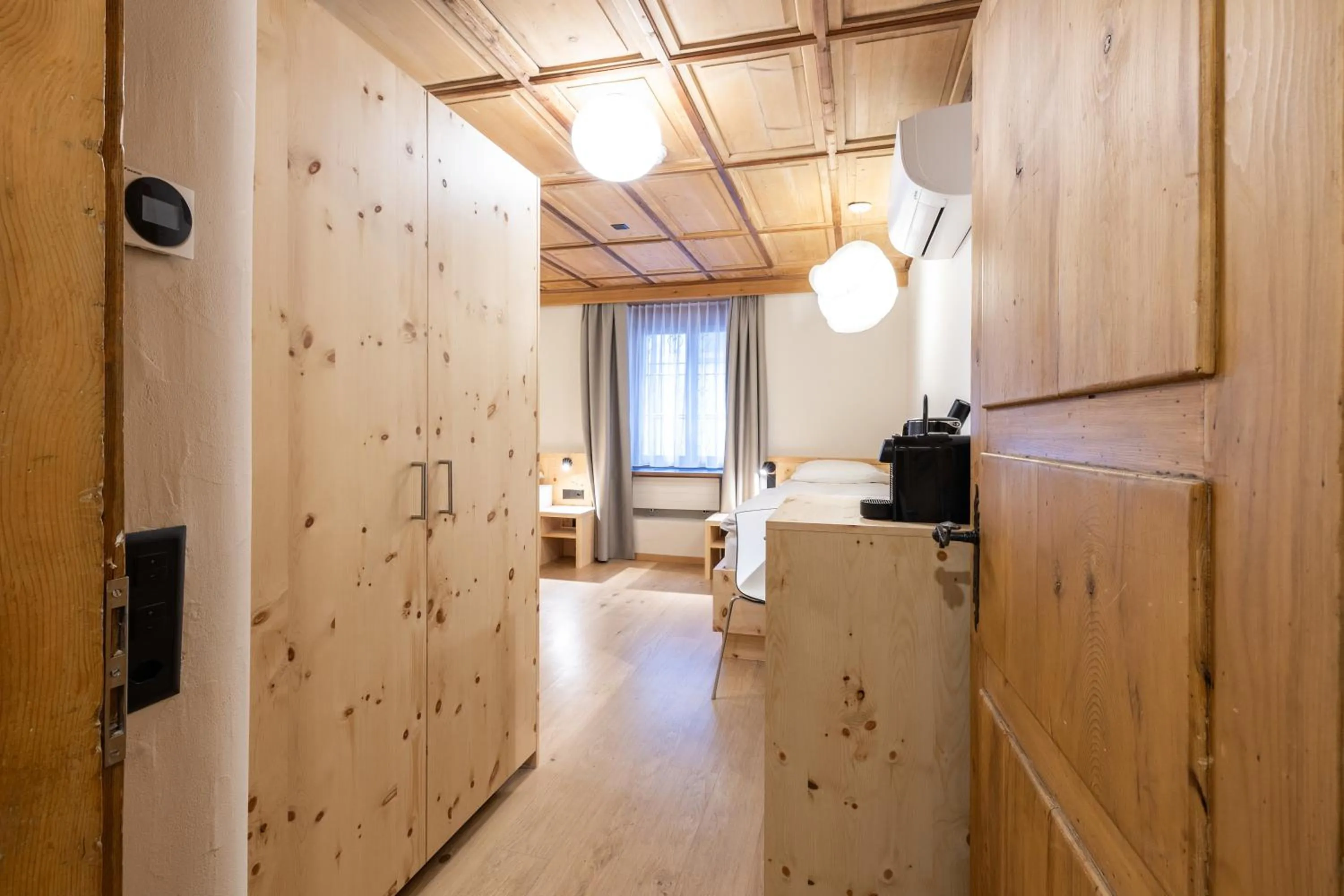 Economy Twin Room with separate beds   in Hotel Stern Chur