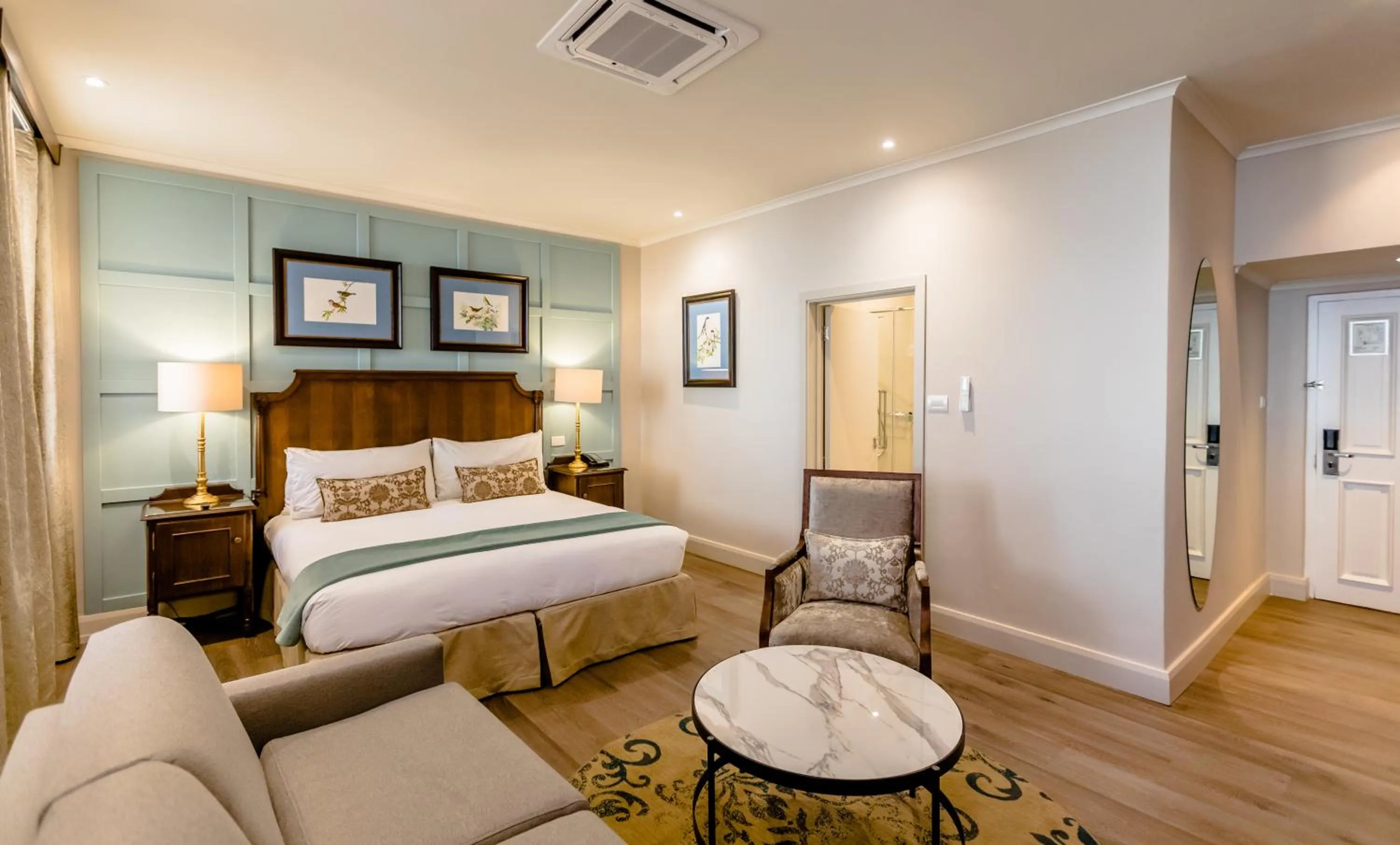 Deluxe Room in Gold Reef City Theme Park Hotel