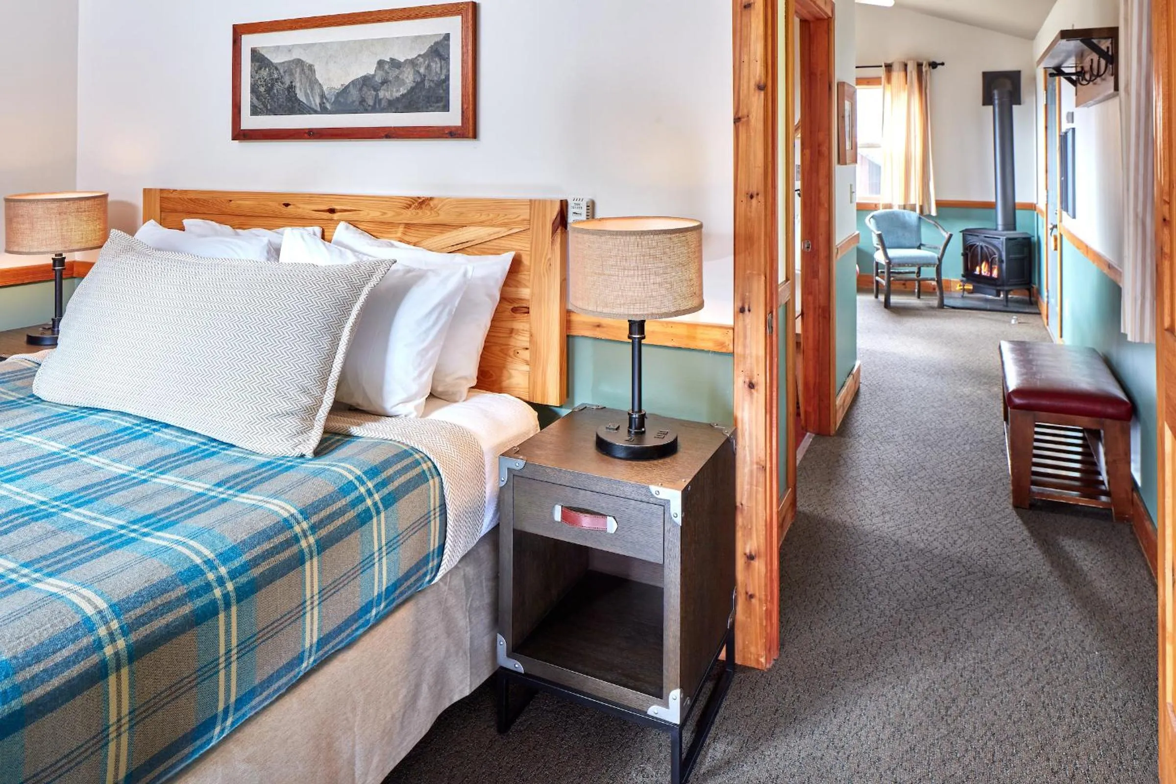 One-Bedroom Cottage in Evergreen Lodge at Yosemite