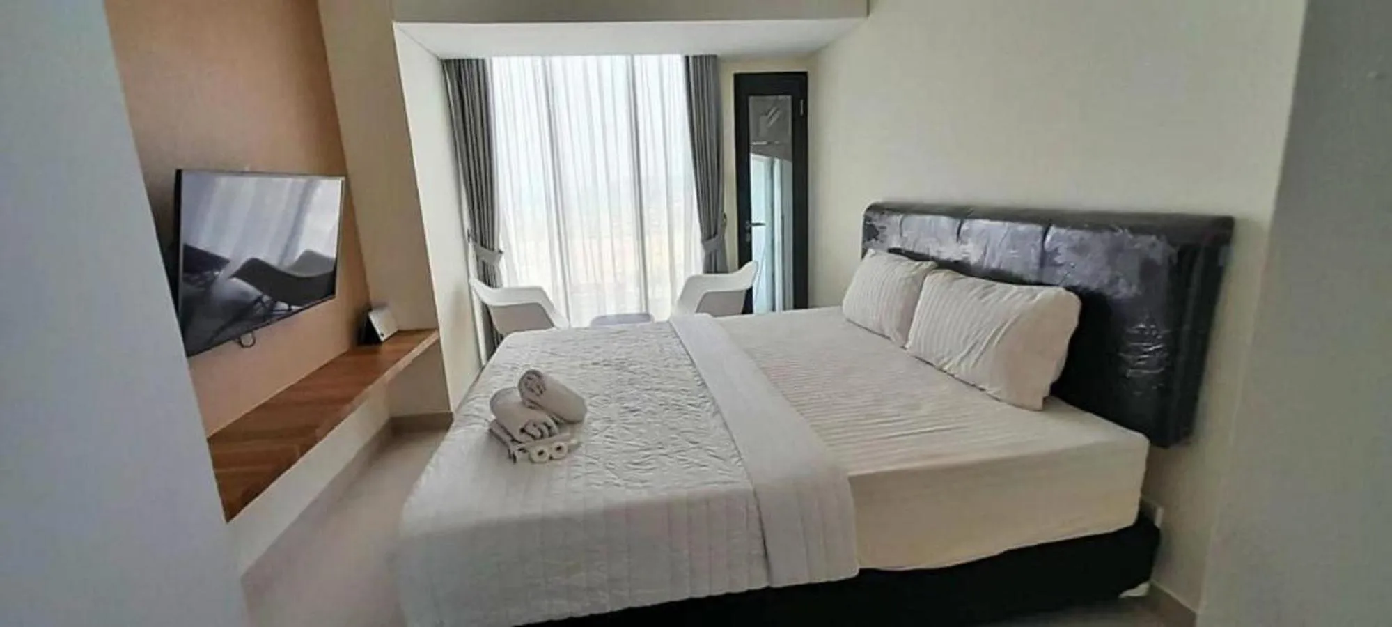 Queen Studio in SleepRest @ Pollux Habibie