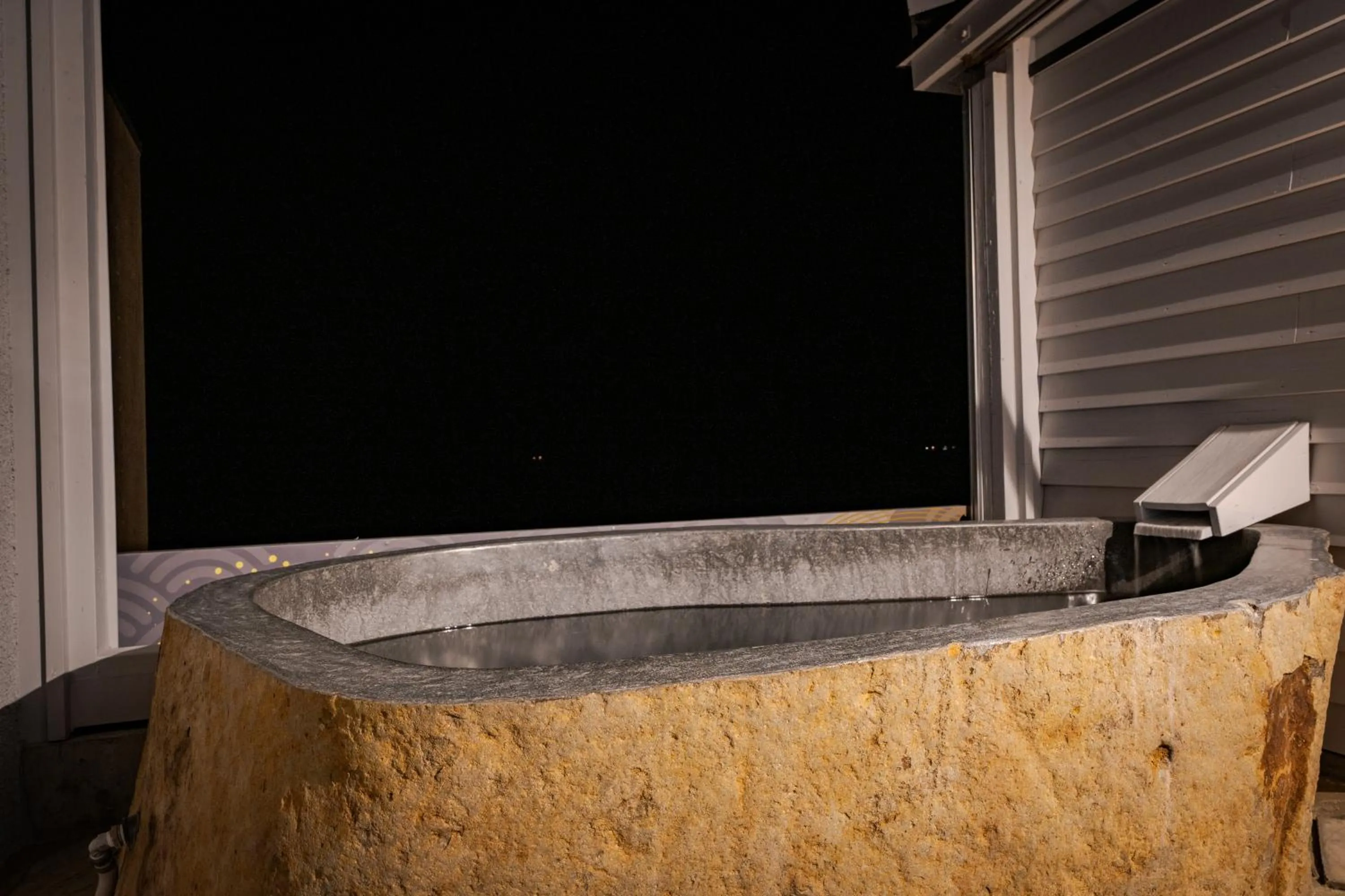 King Suite with Ocean View in XYZ speciale