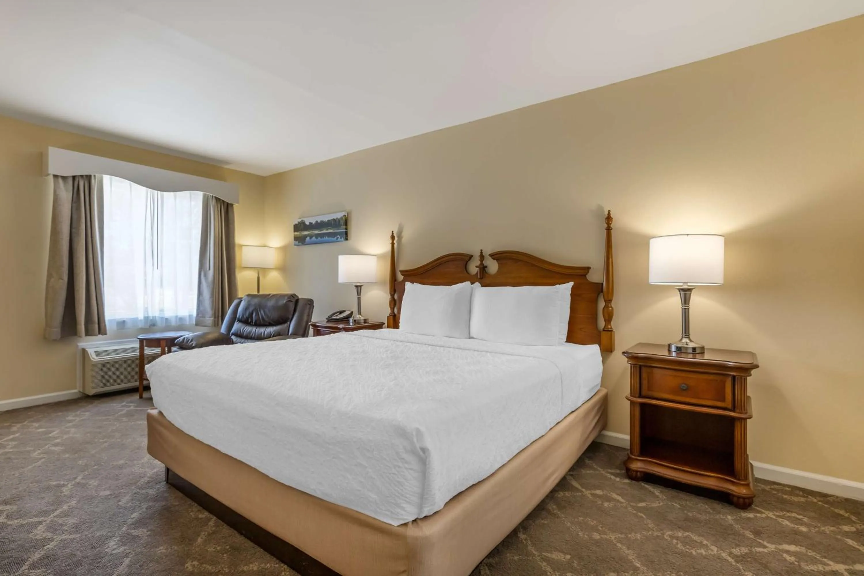 King Room - Disability Access in Best Western PLUS Santee Inn