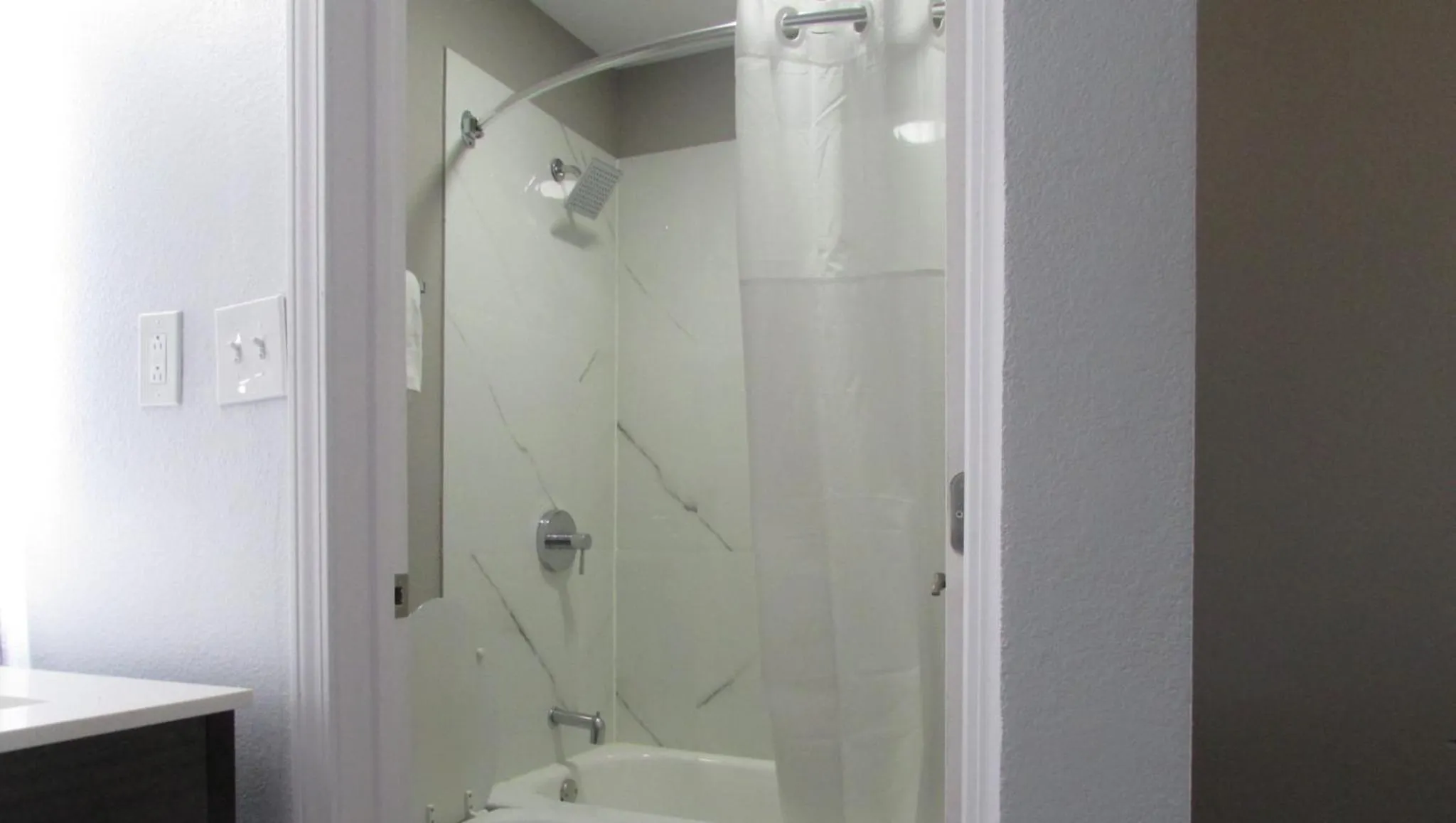 Deluxe King Room - Smoking in Motel 6 Brookhaven, Ms