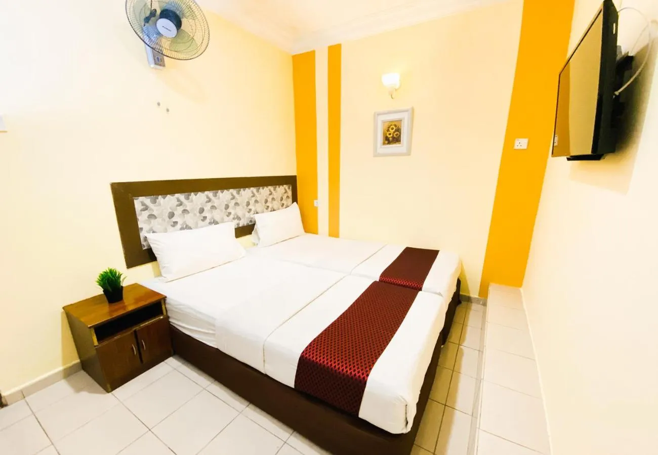 Standard Queen Room in Sun Inns Dmind Seri Kembangan