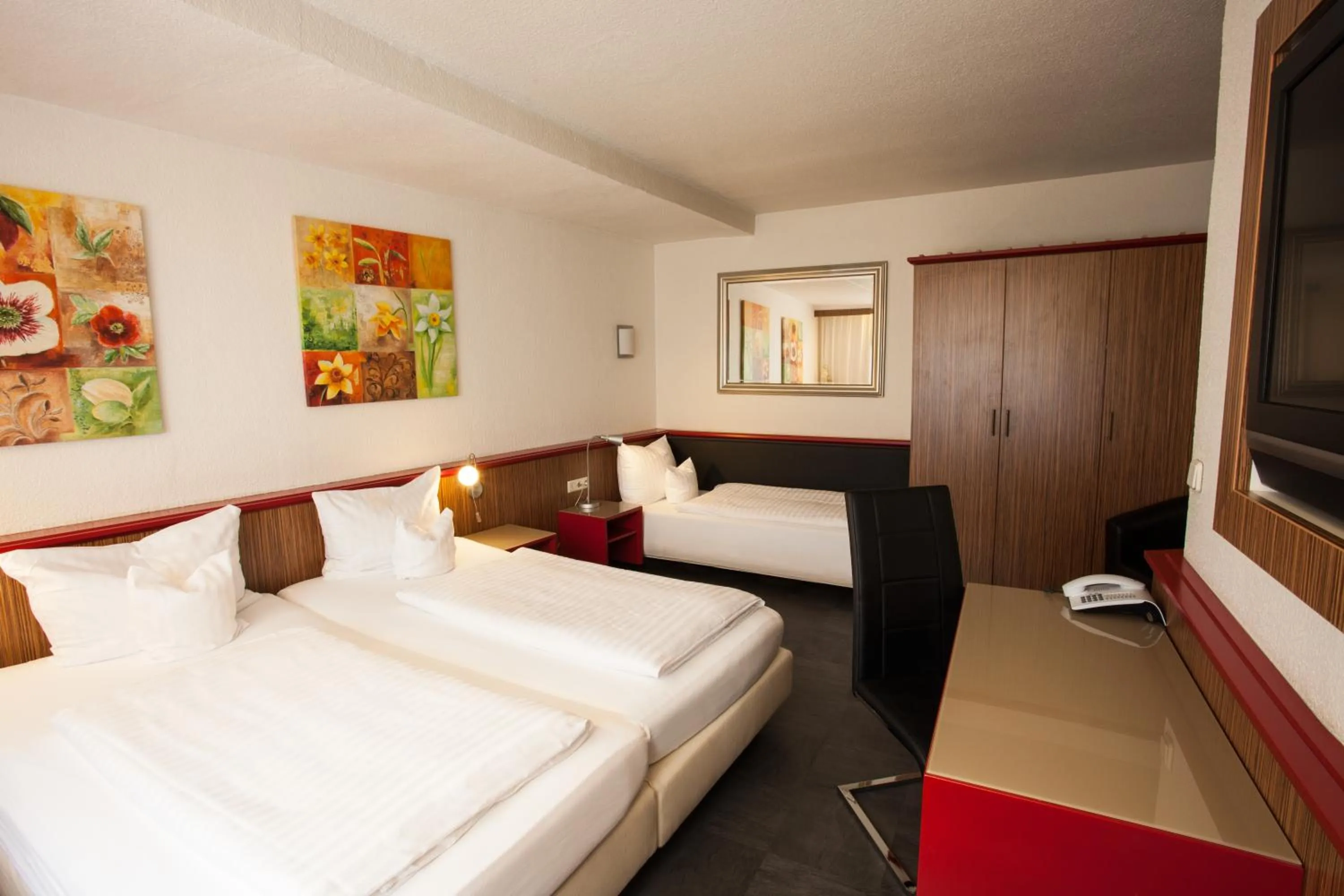 Triple Room in Trip Inn Hotel Ariane