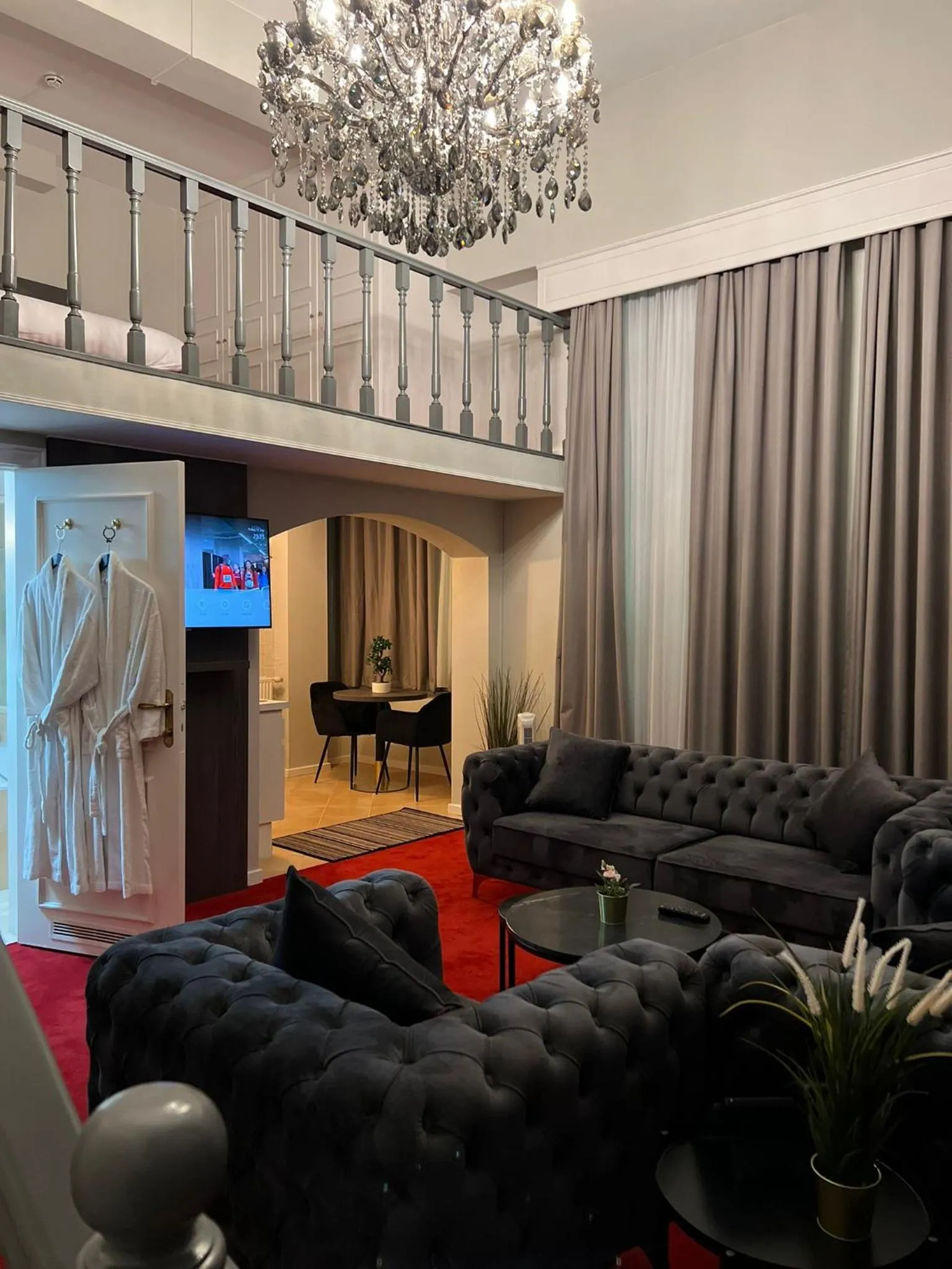 Suite with Balcony in La Bourse Hotel