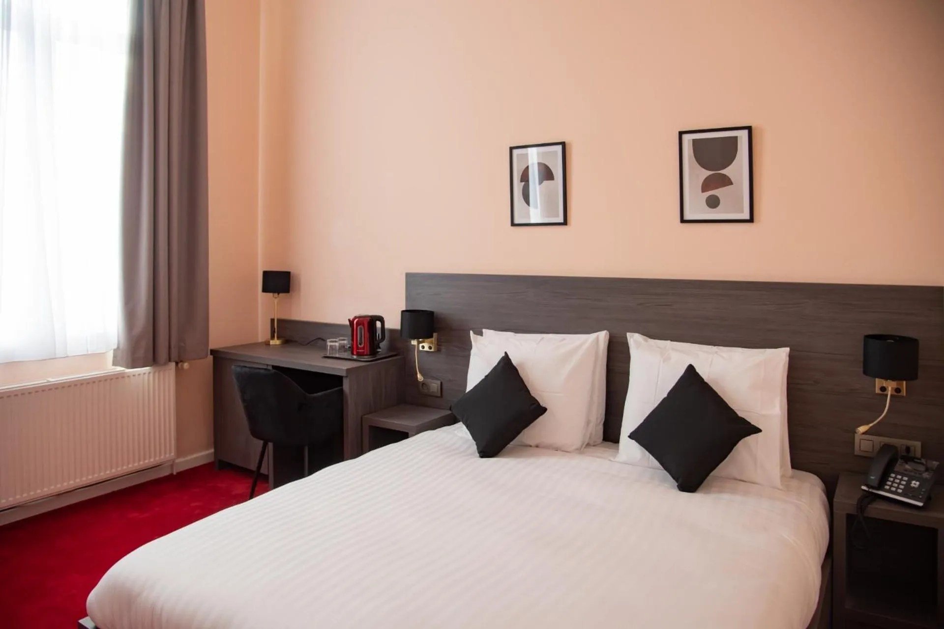 Superior Double Room in La Bourse Hotel