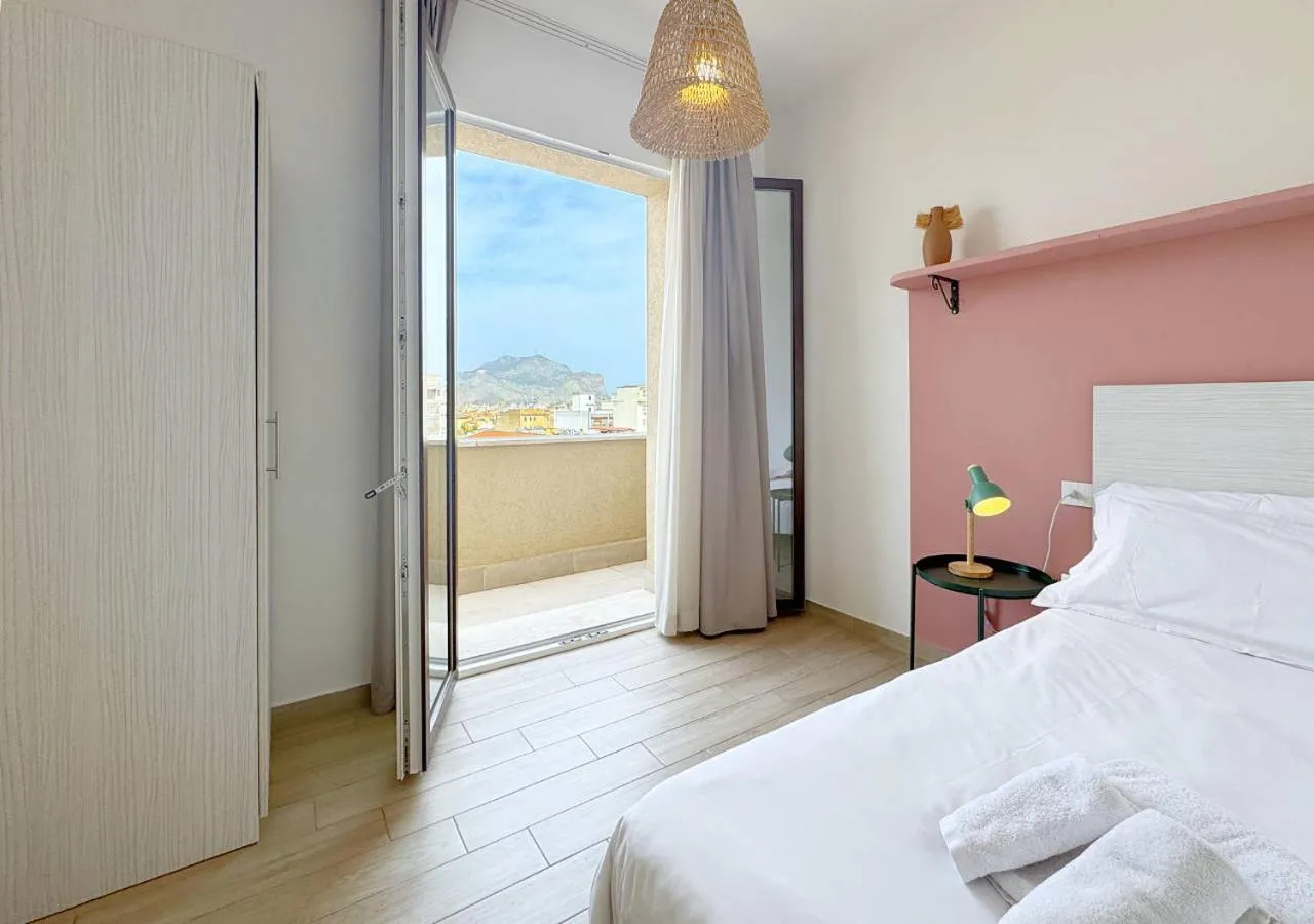 Two-Bedroom Apartment in Solemar Sicilia - Multi Suite