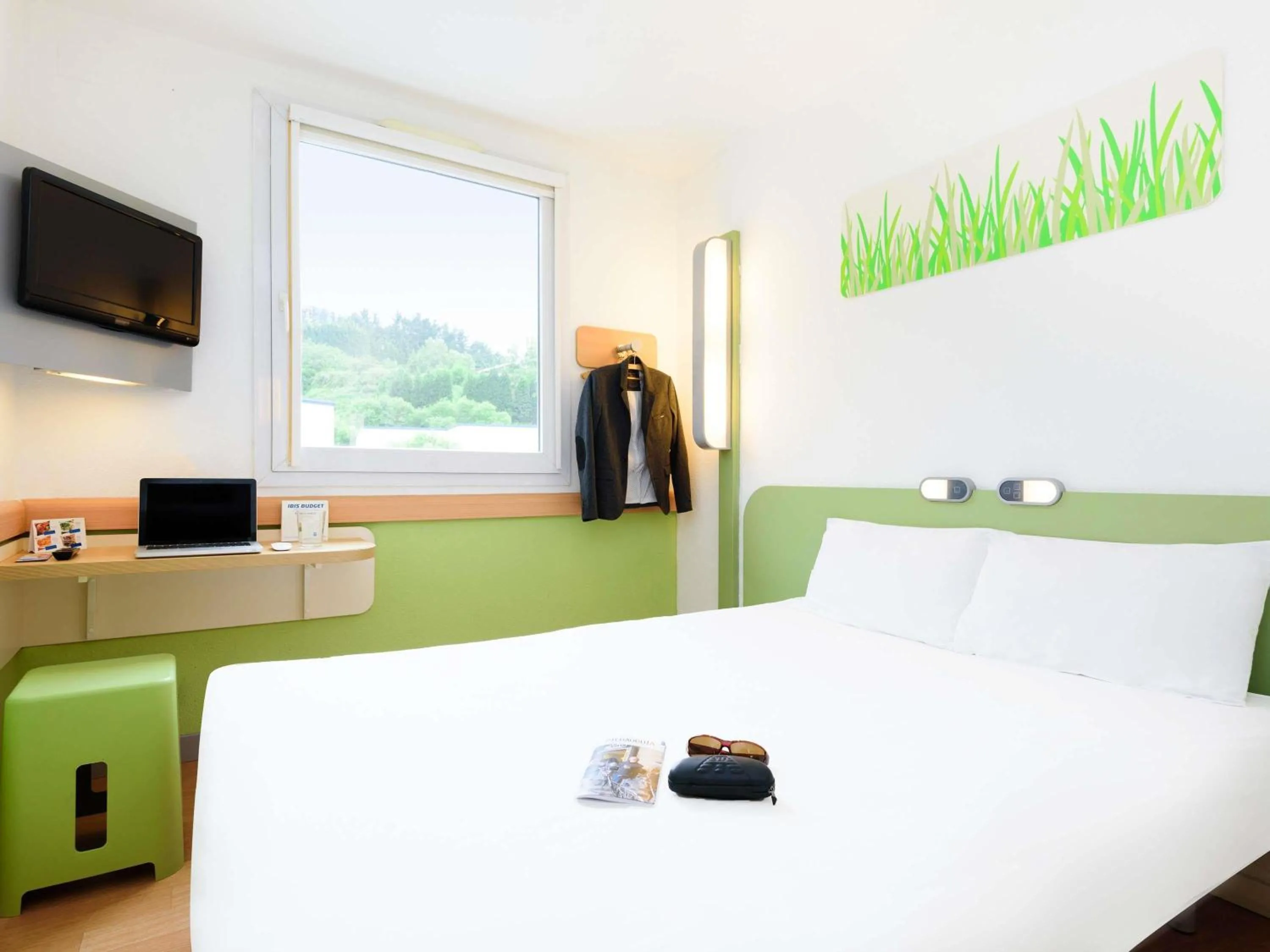 Queen Room - single occupancy in Ibis Budget Bilbao Arrigorriaga