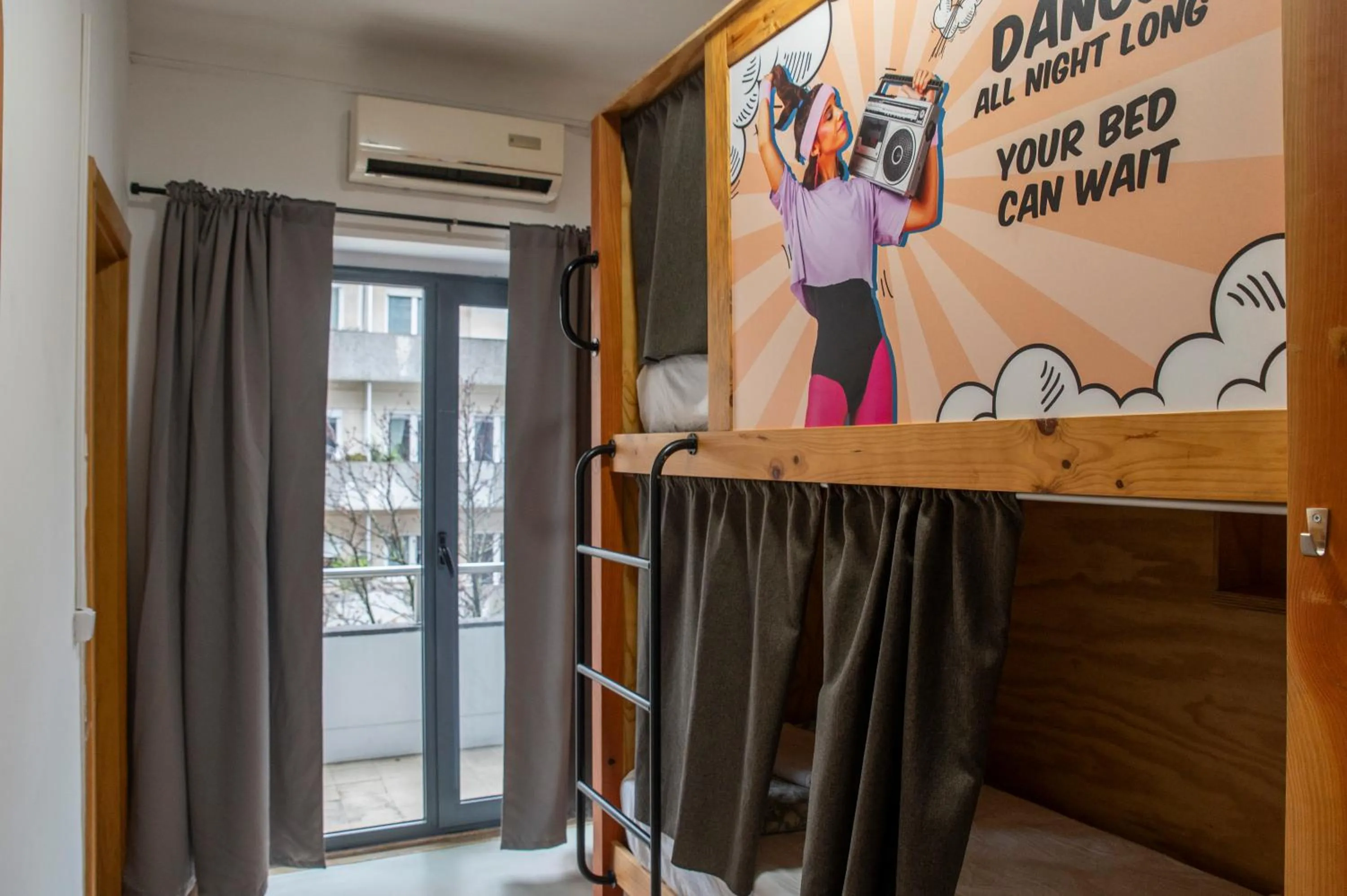 Twin room with Bunk Bed, Bathroom and Balcony. in WOT Nomad Social