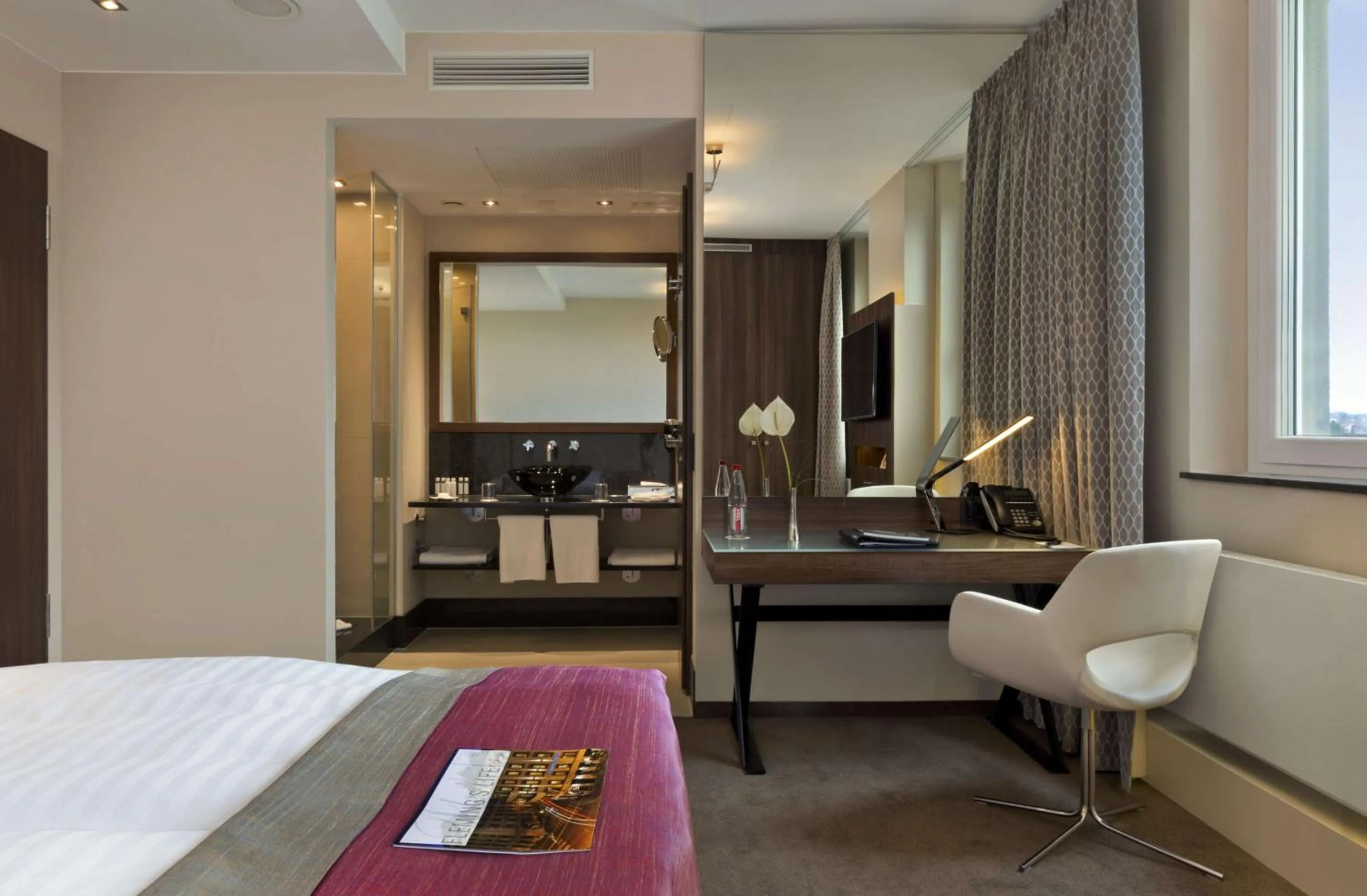 Superior Double Room in Flemings Selection Hotel Frankfurt-City