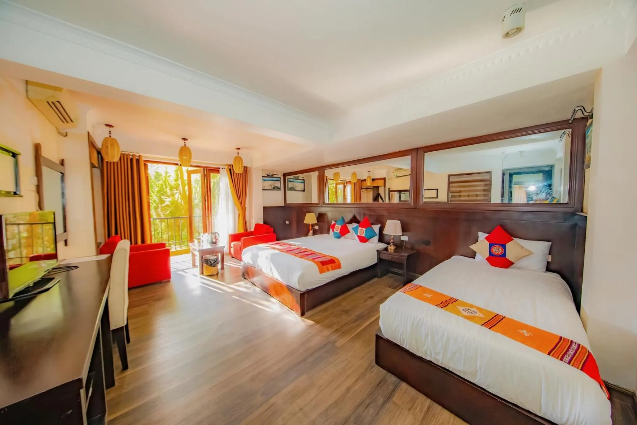 Deluxe Triple Room in Sapa Elite Hotel