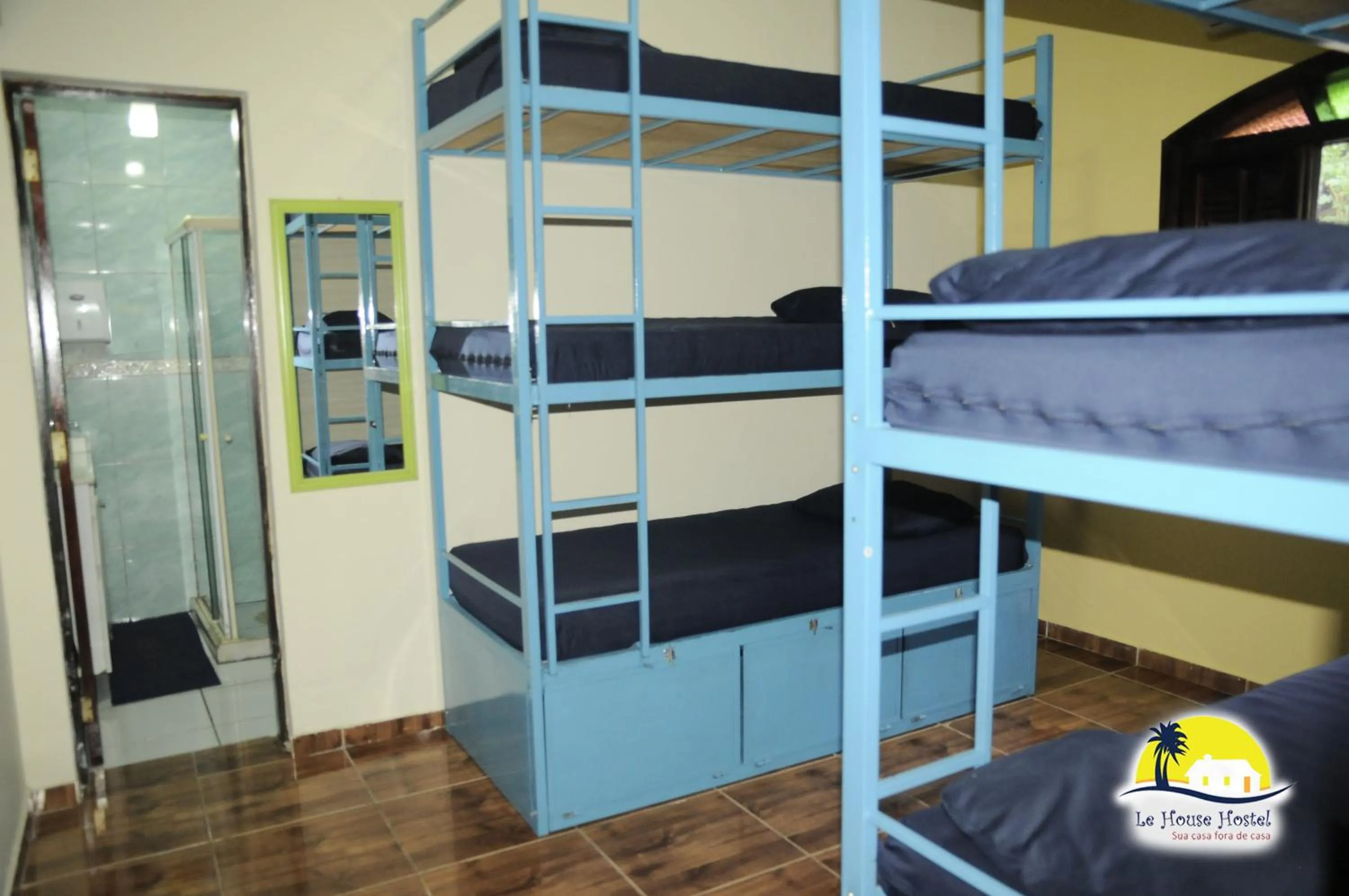 Bed in Female 9-Bed Dormitory Room Ensuite in Le House Hostel
