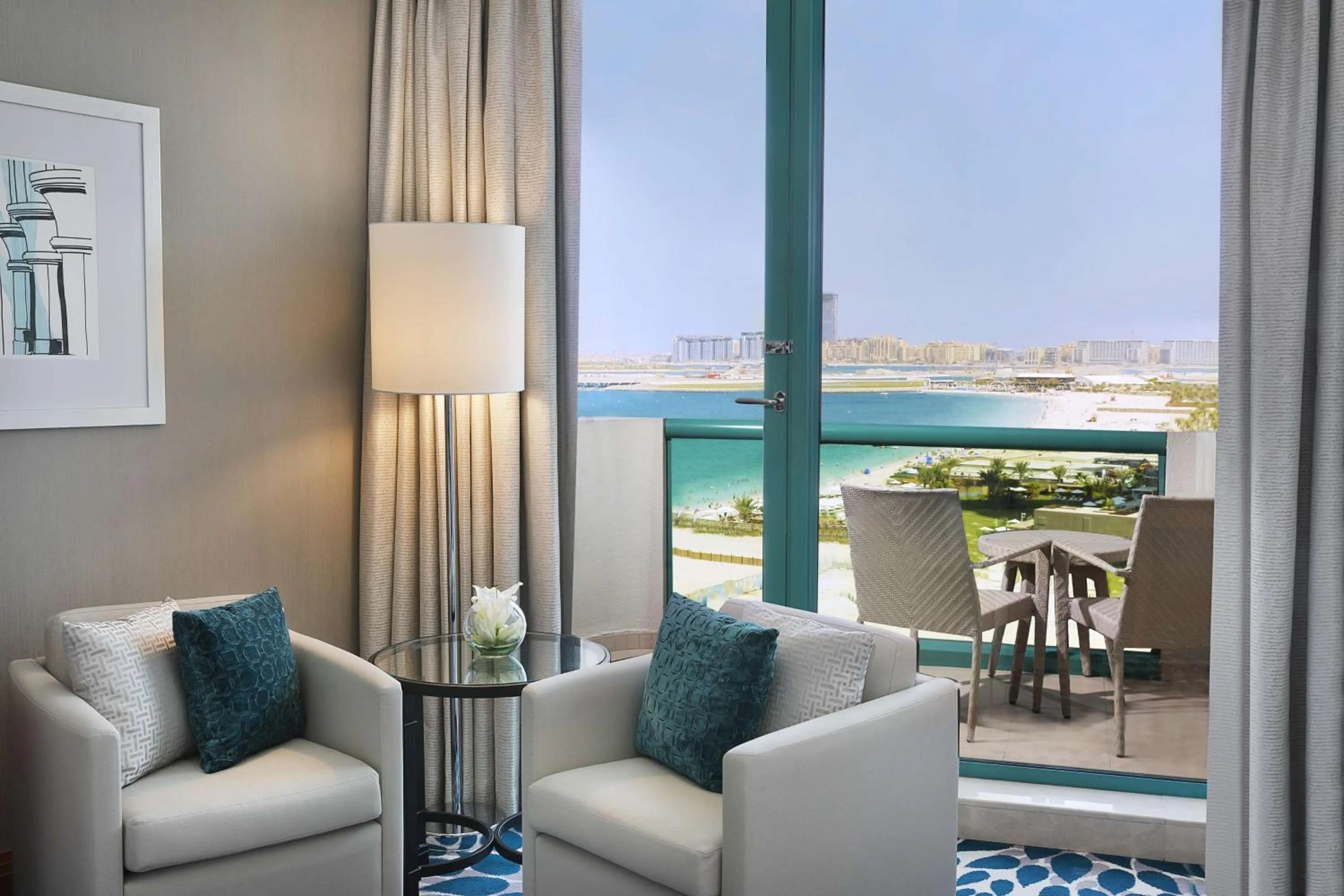 Executive Queen Room with Two Queen Beds, Sea View and Balcony in Hilton Dubai Jumeirah