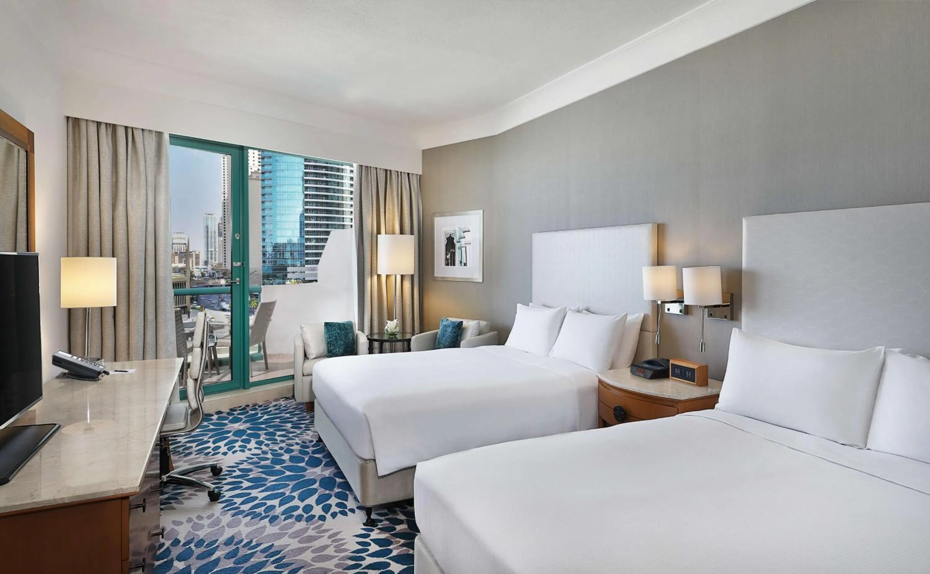 Deluxe Queen Room with Two Queen Beds in Hilton Dubai Jumeirah