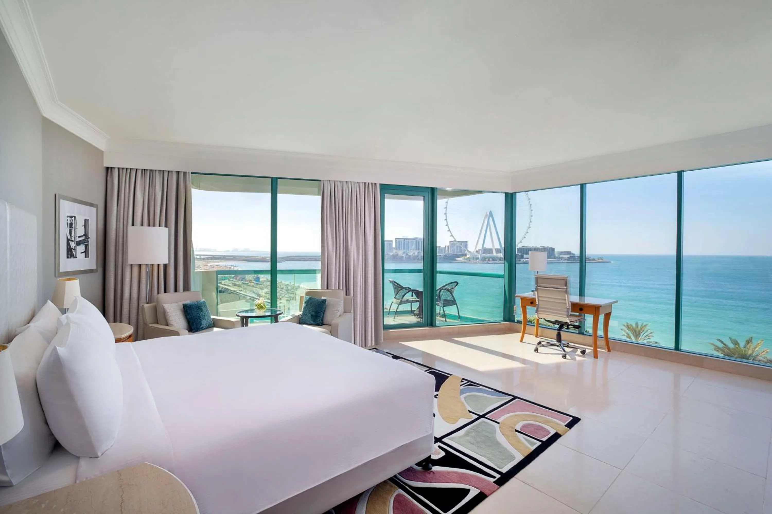 Corner King Suite with Sea View and Balcony in Hilton Dubai Jumeirah