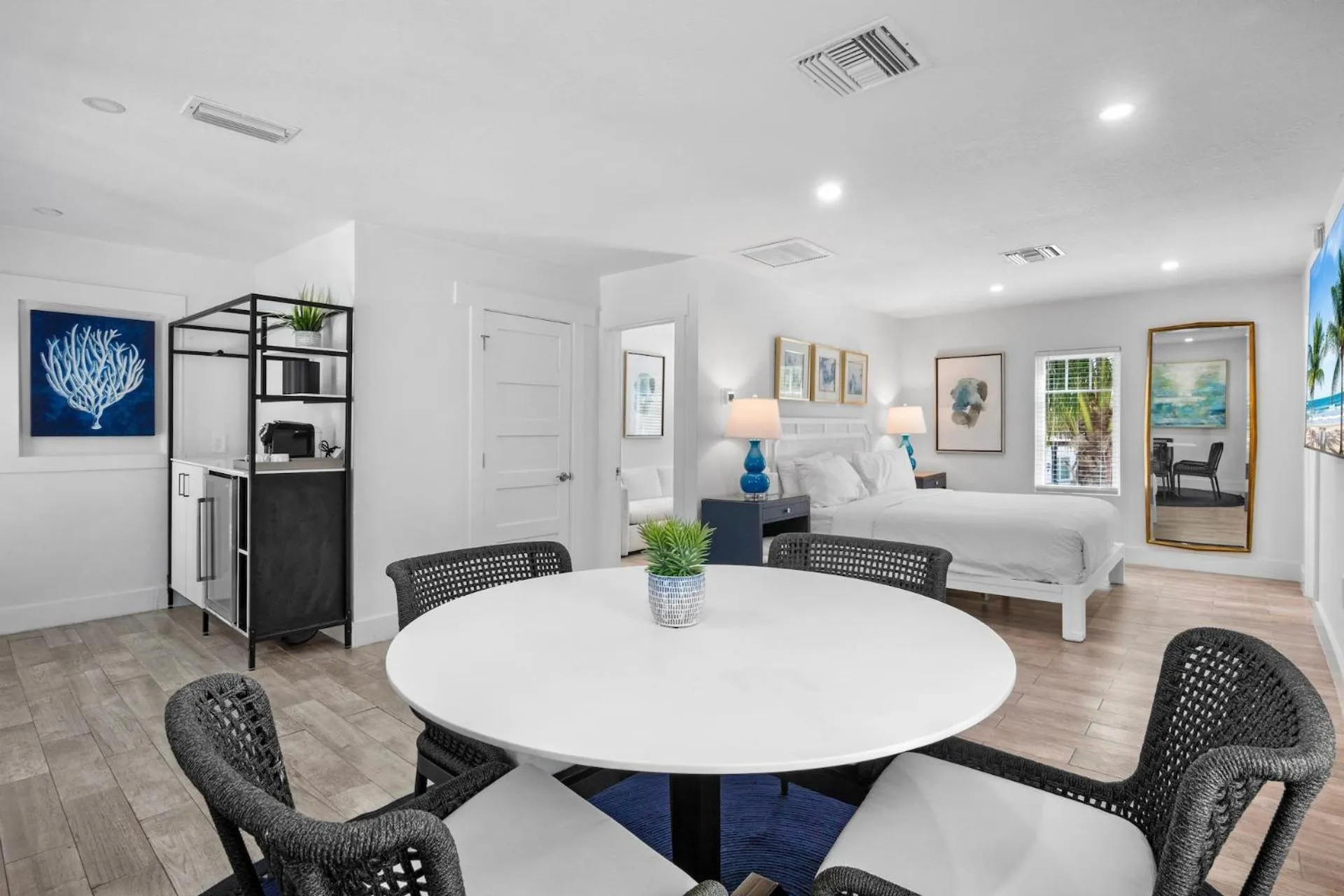 Two-Bedroom Suite in Pelican Post at Anna Maria Island Inn